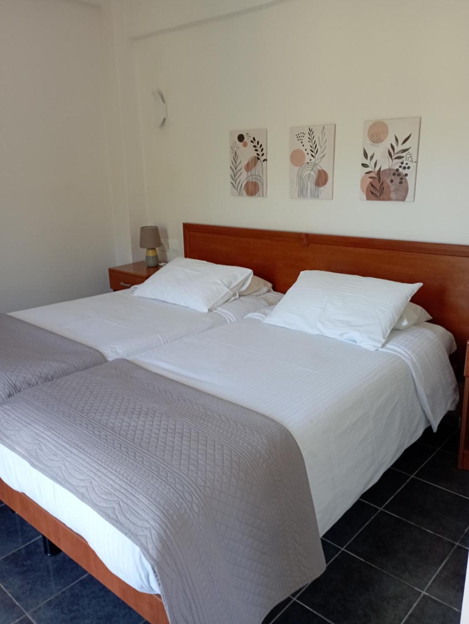 Double or Twin Room Partial Sea View