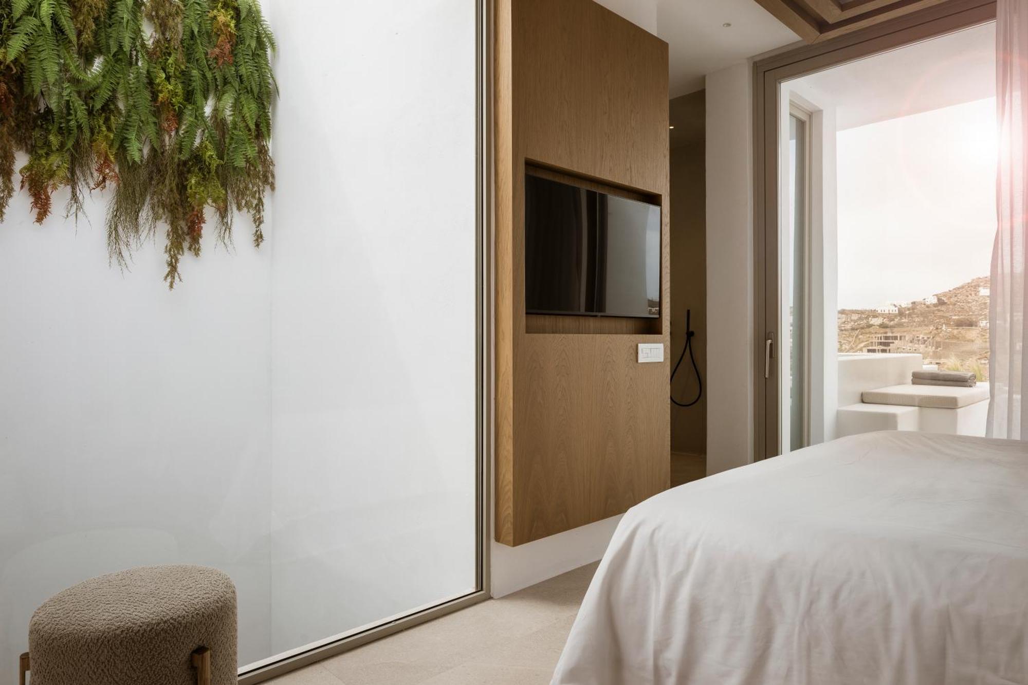 Junior Suite Sea View Jetted Tub