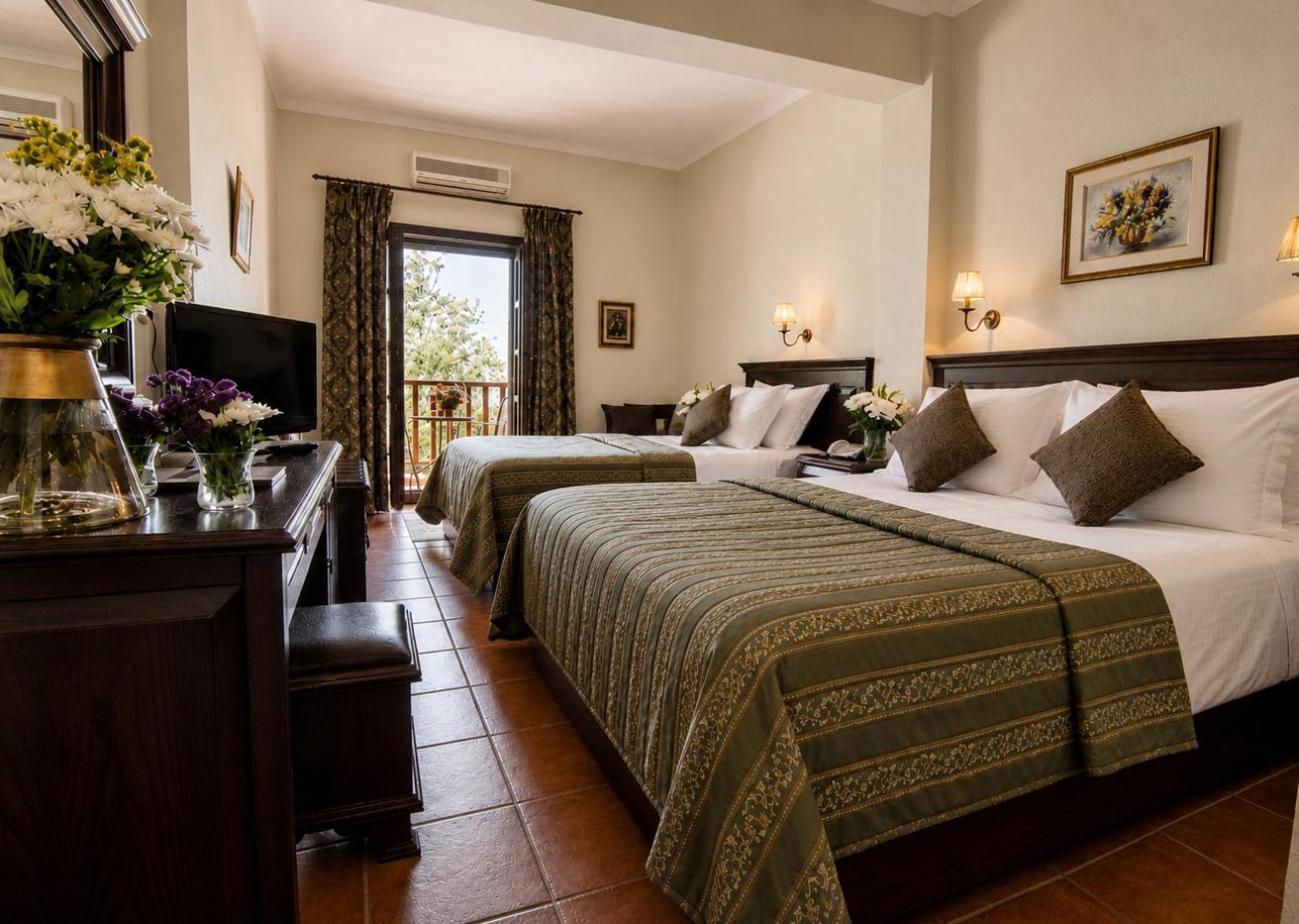 Triple Room Extra bed Panoramic Meteora View