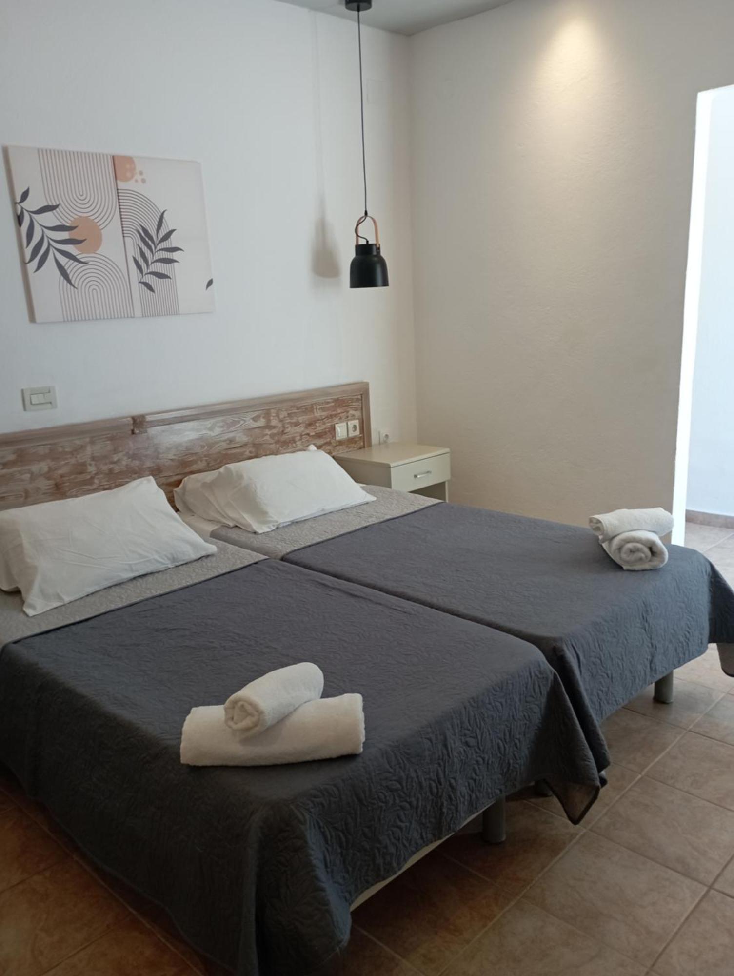 Double or Twin Room Partial Sea View