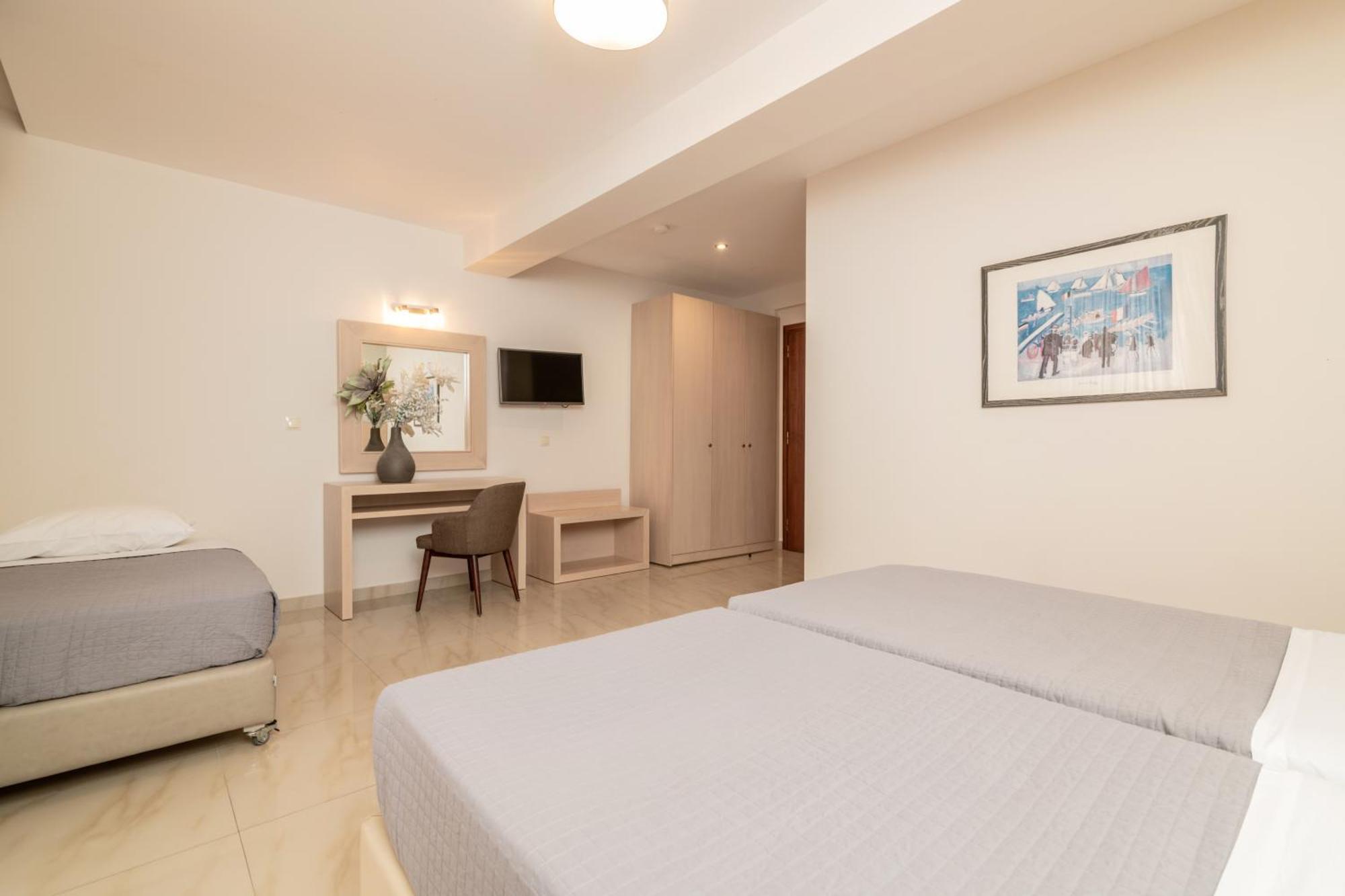 Standard Twin or Double Room Land View