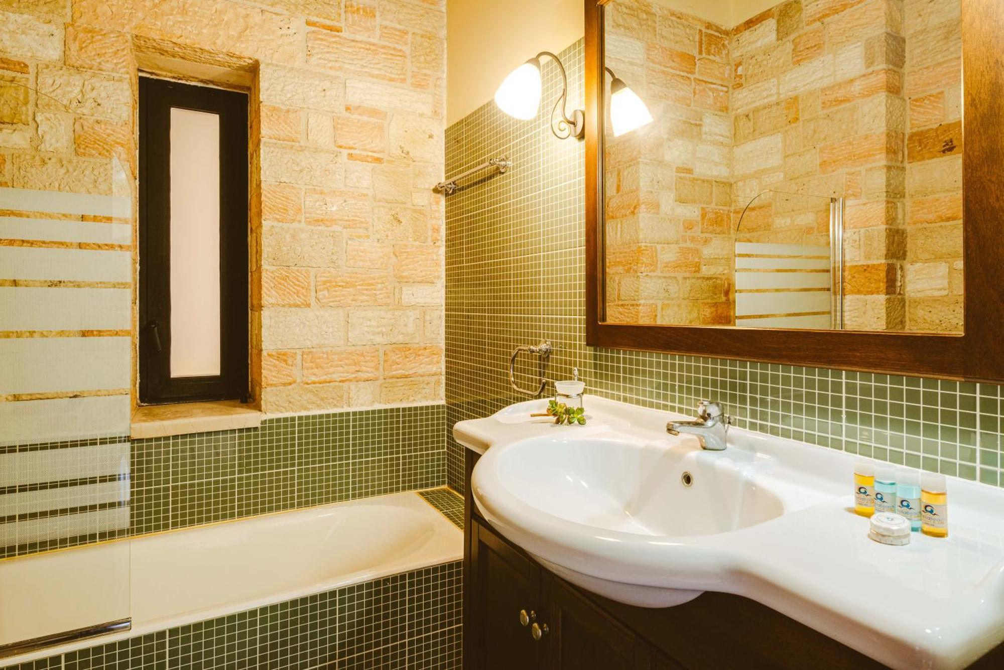 Standard Double or Twin Room Sea View