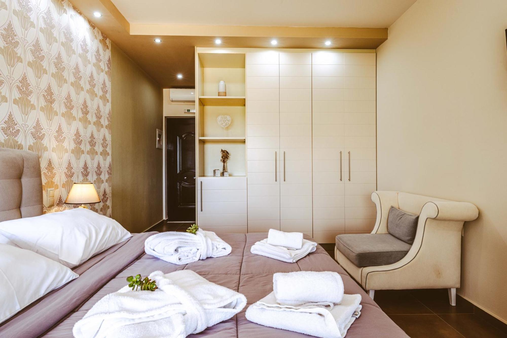Deluxe Double or Twin Room Sea View