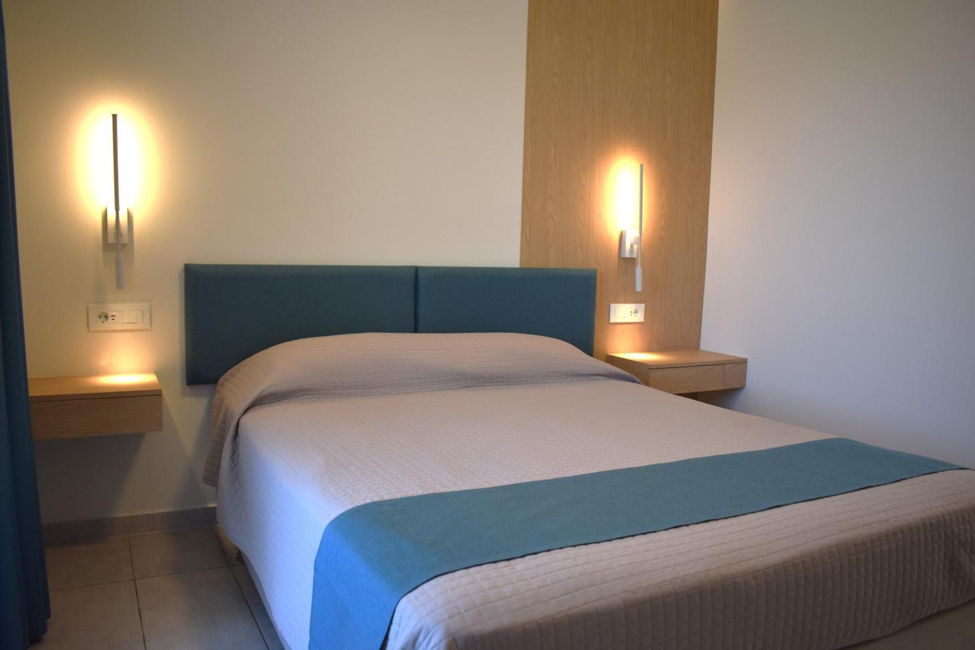 Comfort Triple Room Shower