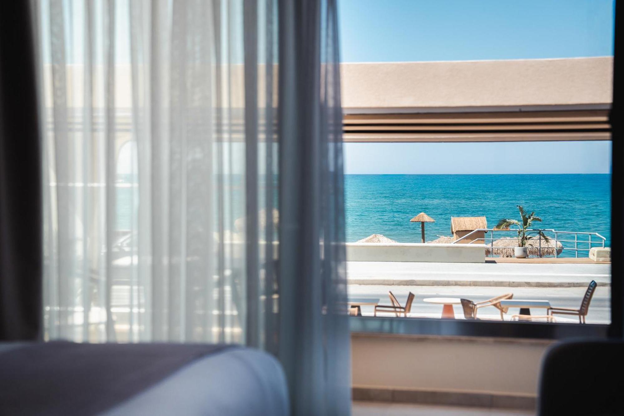 Etesian Junior Suite City View