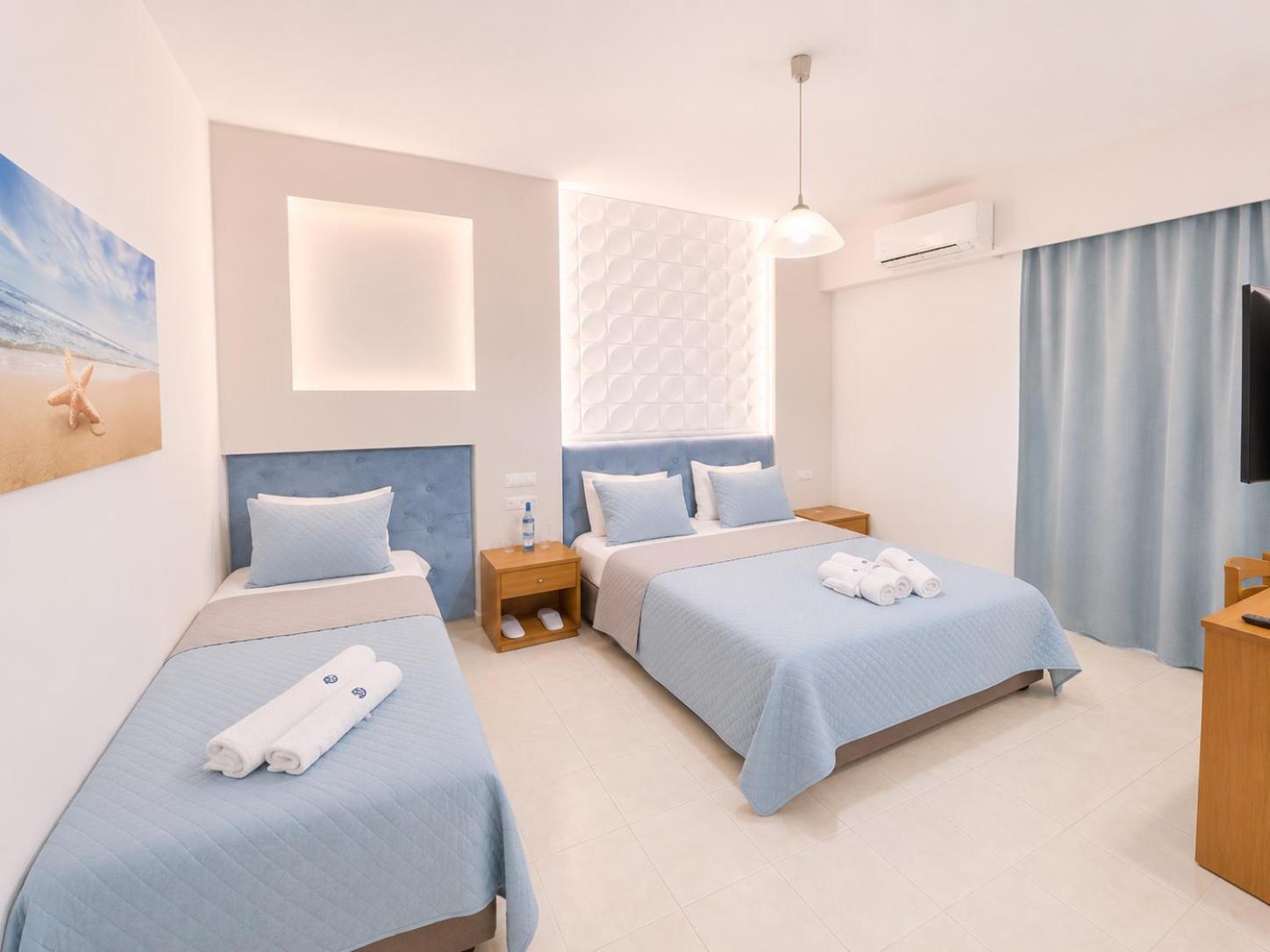 Deluxe Triple Room