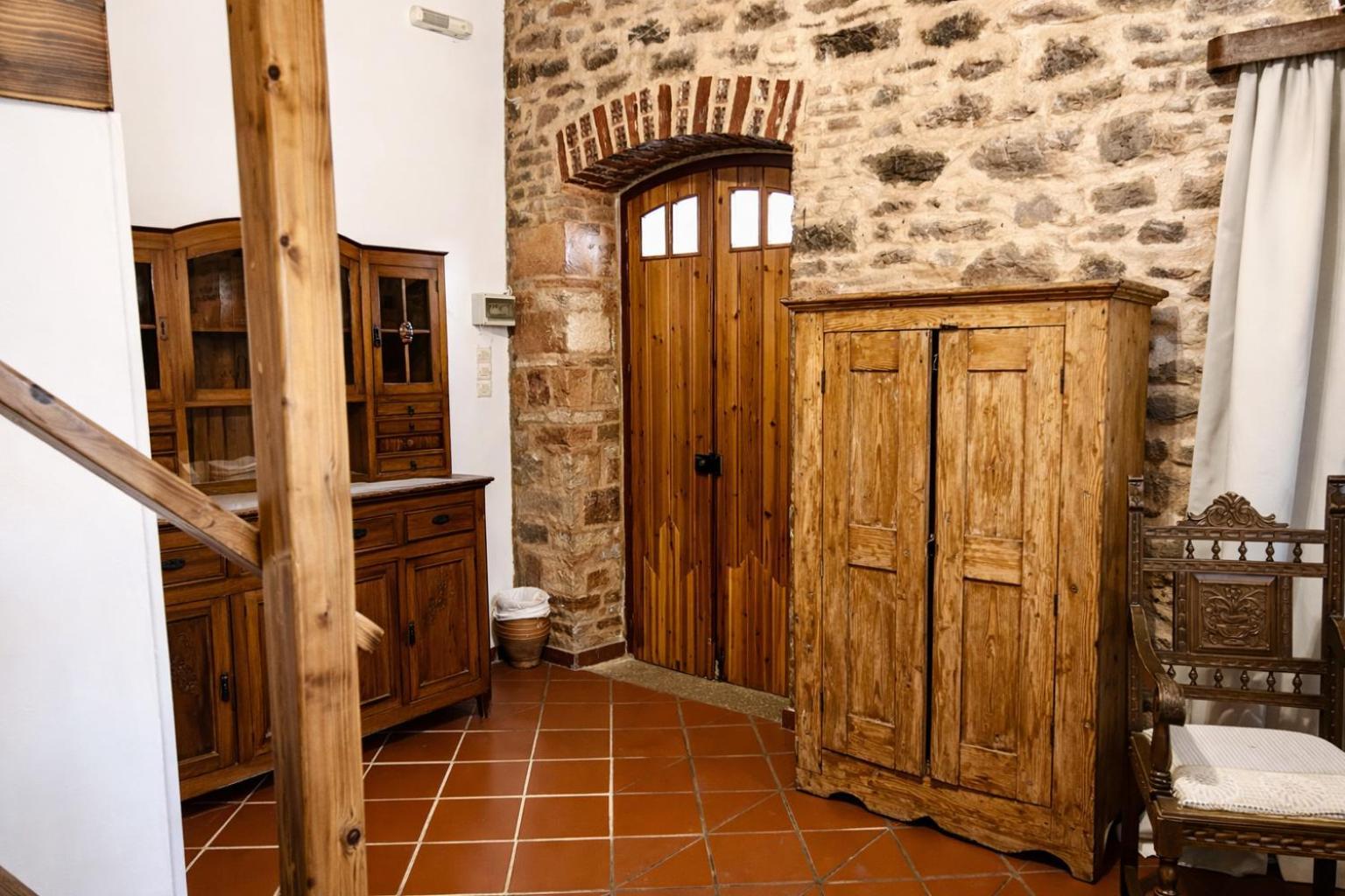 Mansion Cottage Patio