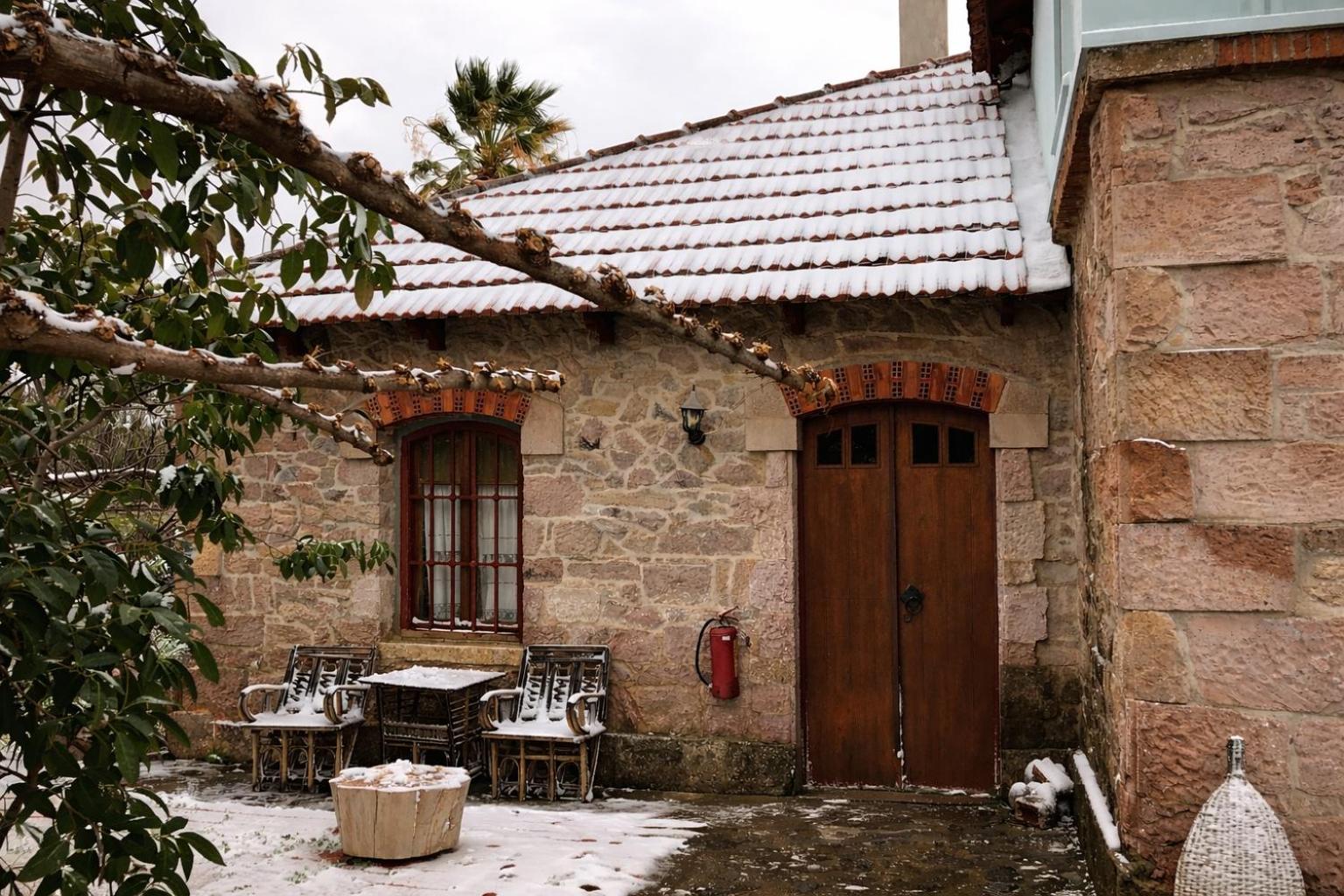 Mansion Cottage Patio