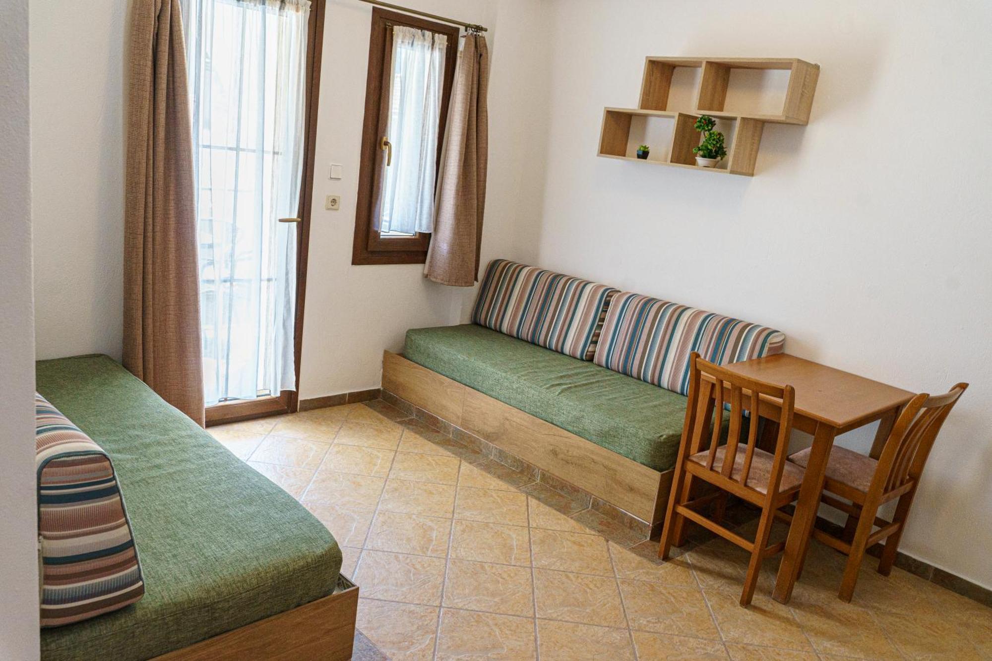 One-Bedroom Apartment 2