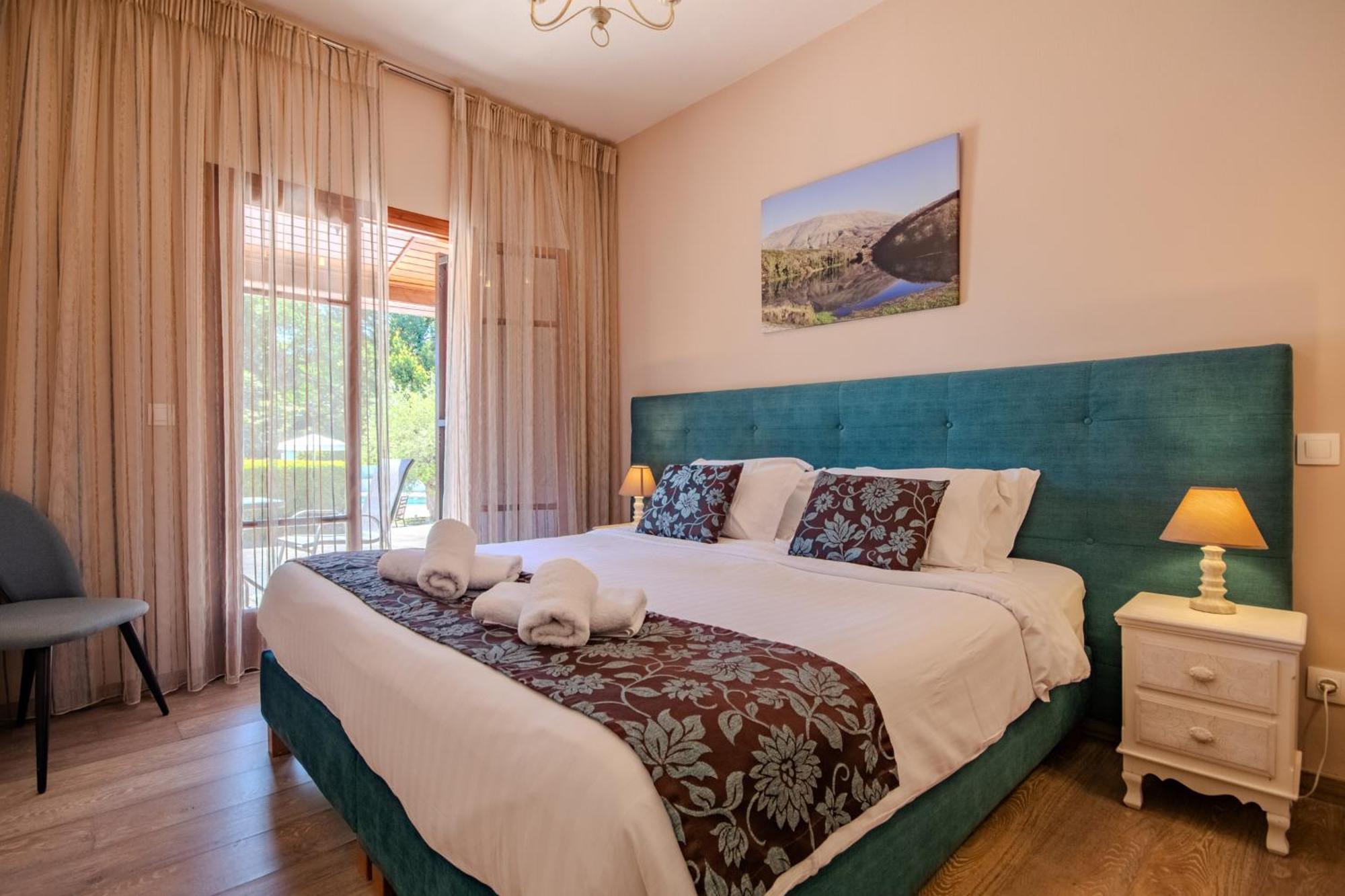 Double Room with Pool View