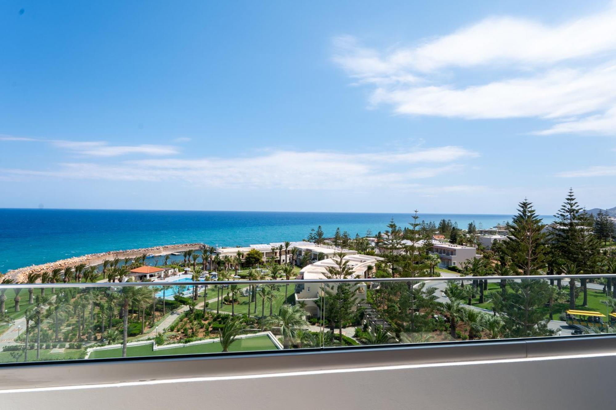 Double Priority Location Sea View