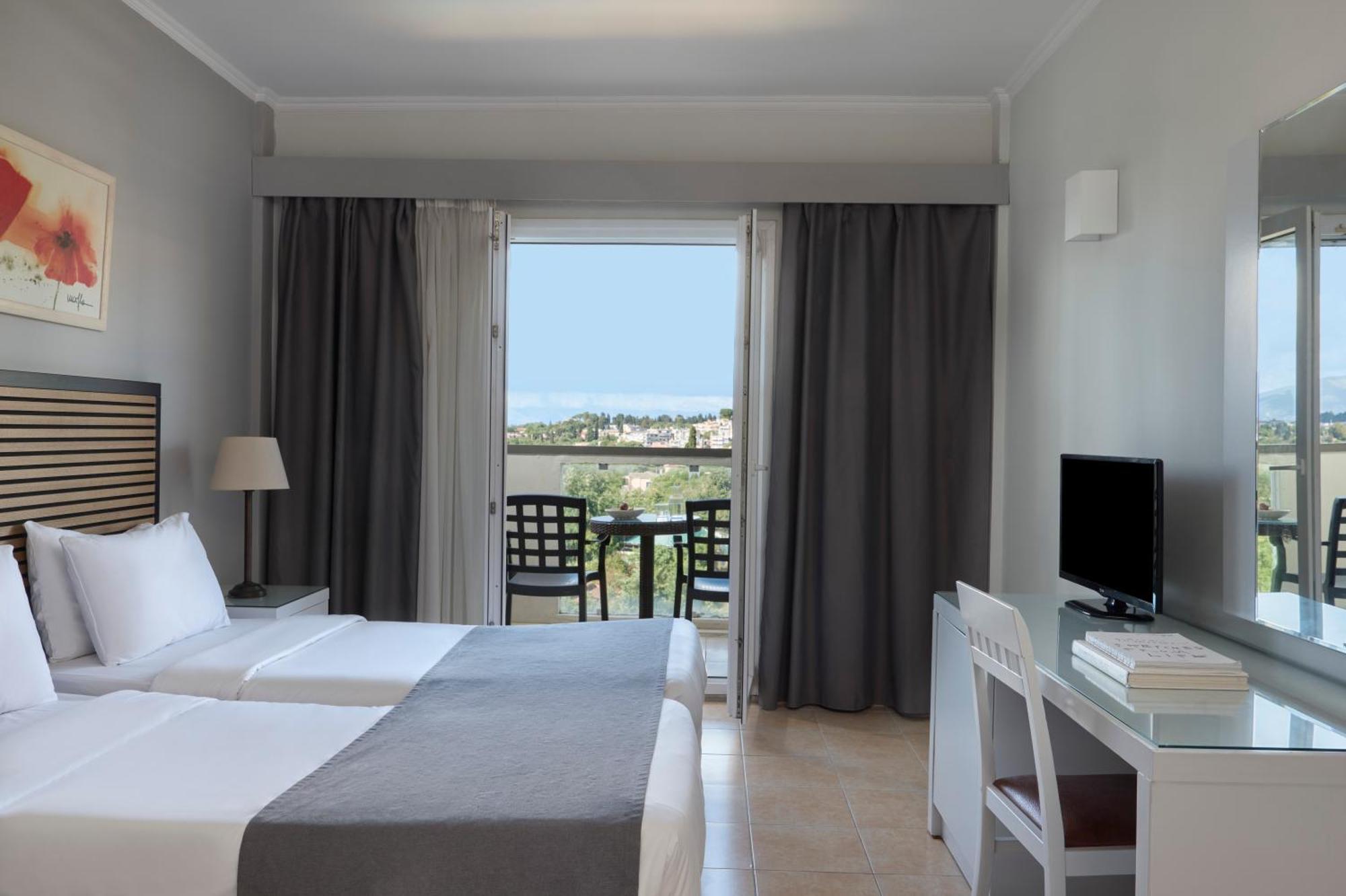 Double Room Lake View