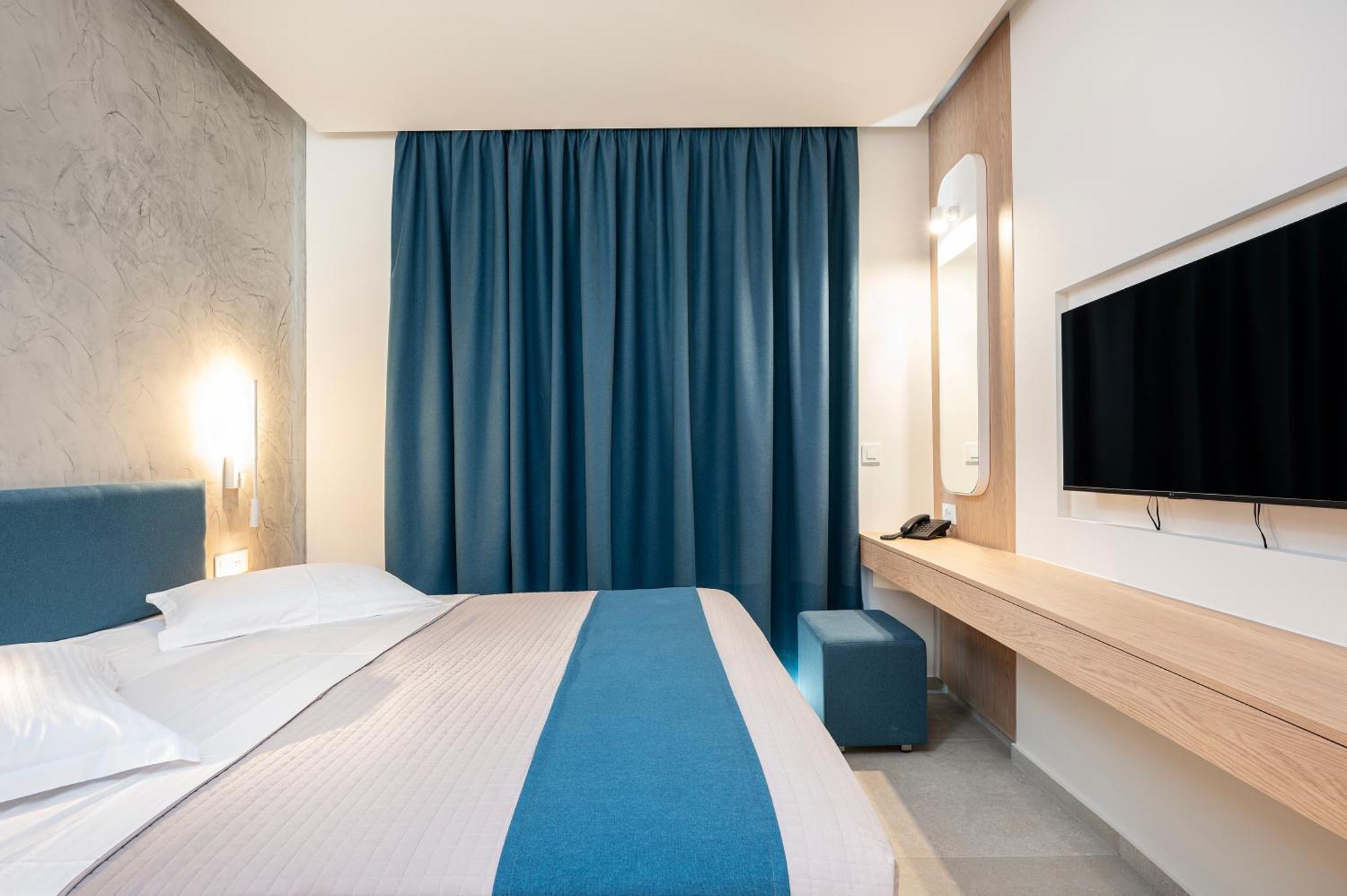 Deluxe Double or Twin Room Balcony
