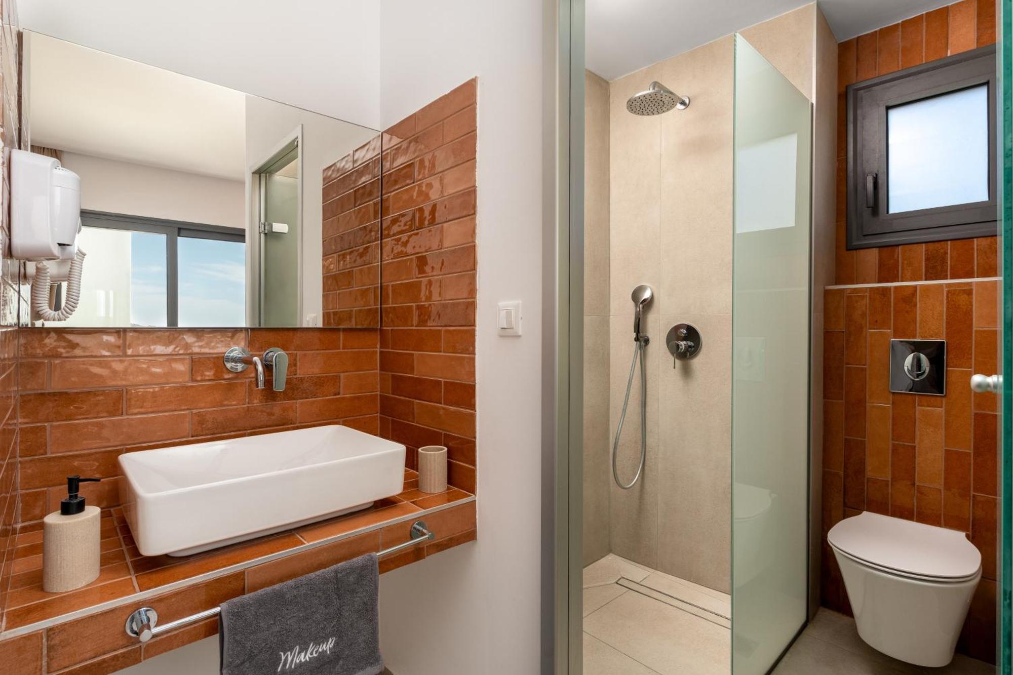 Deluxe Double Room Garden View