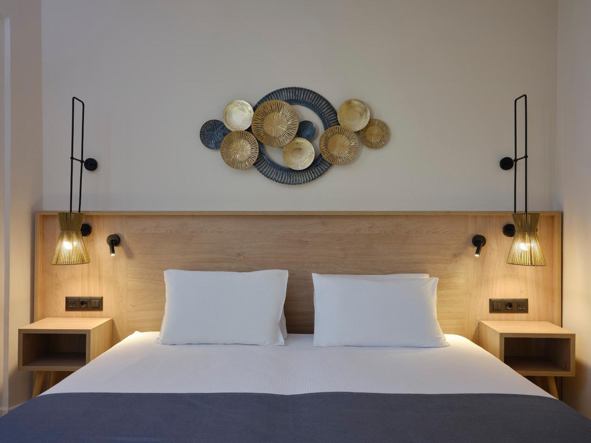 Family Suite Inland View (Open Plan)