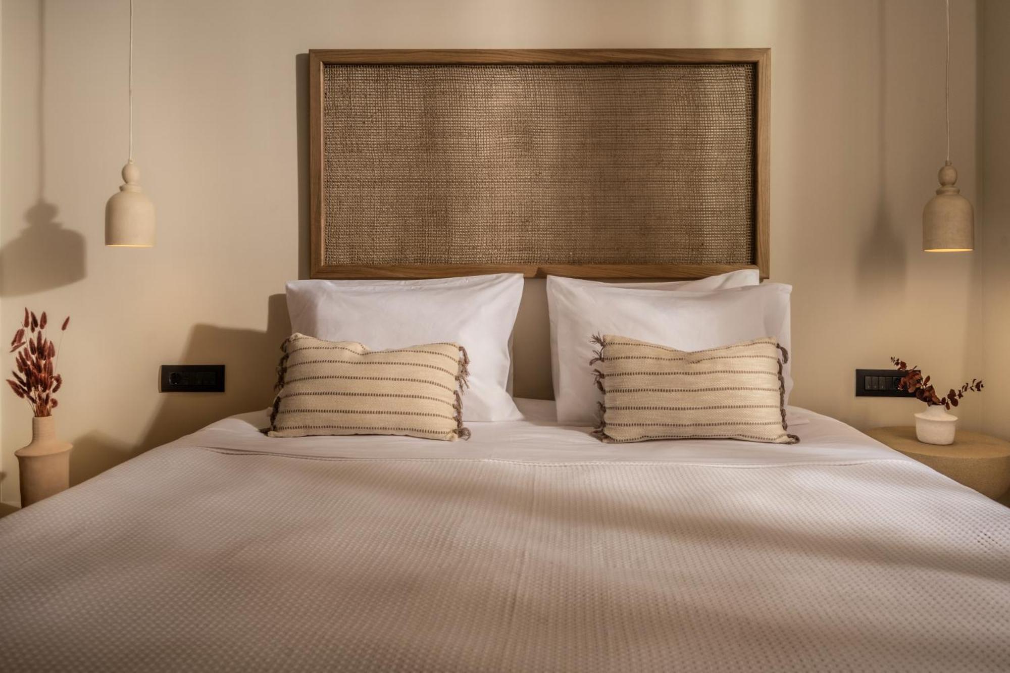 Large Double or Twin Room