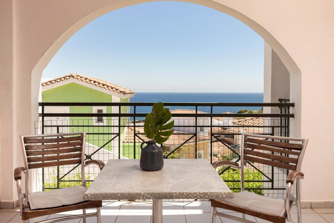 Family Room Side Sea View