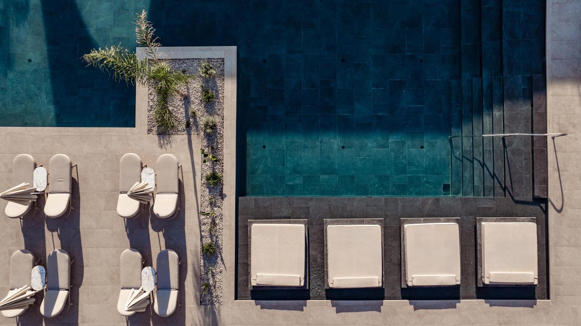 Double Room Pool View