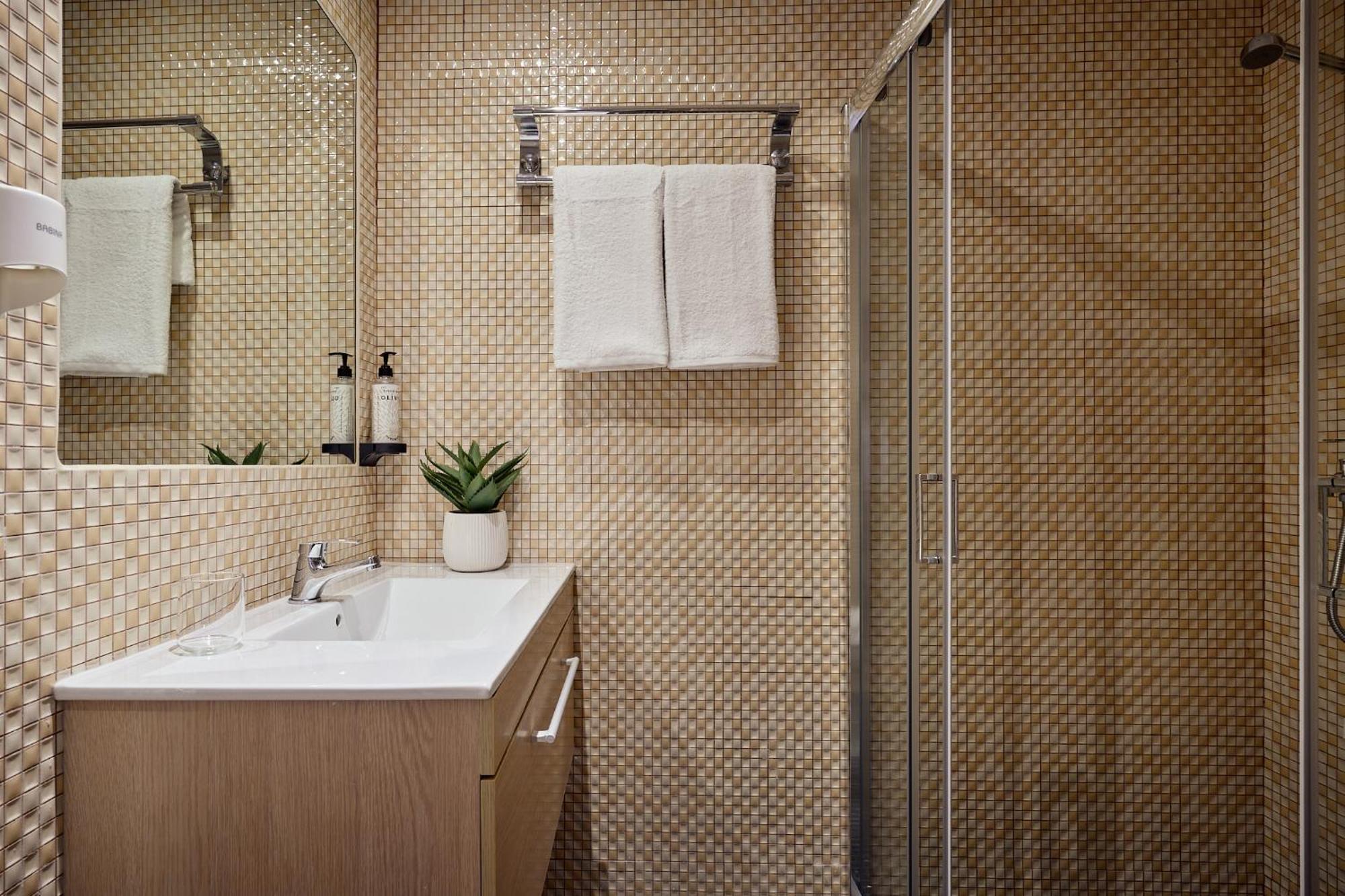Twin Room Inland View