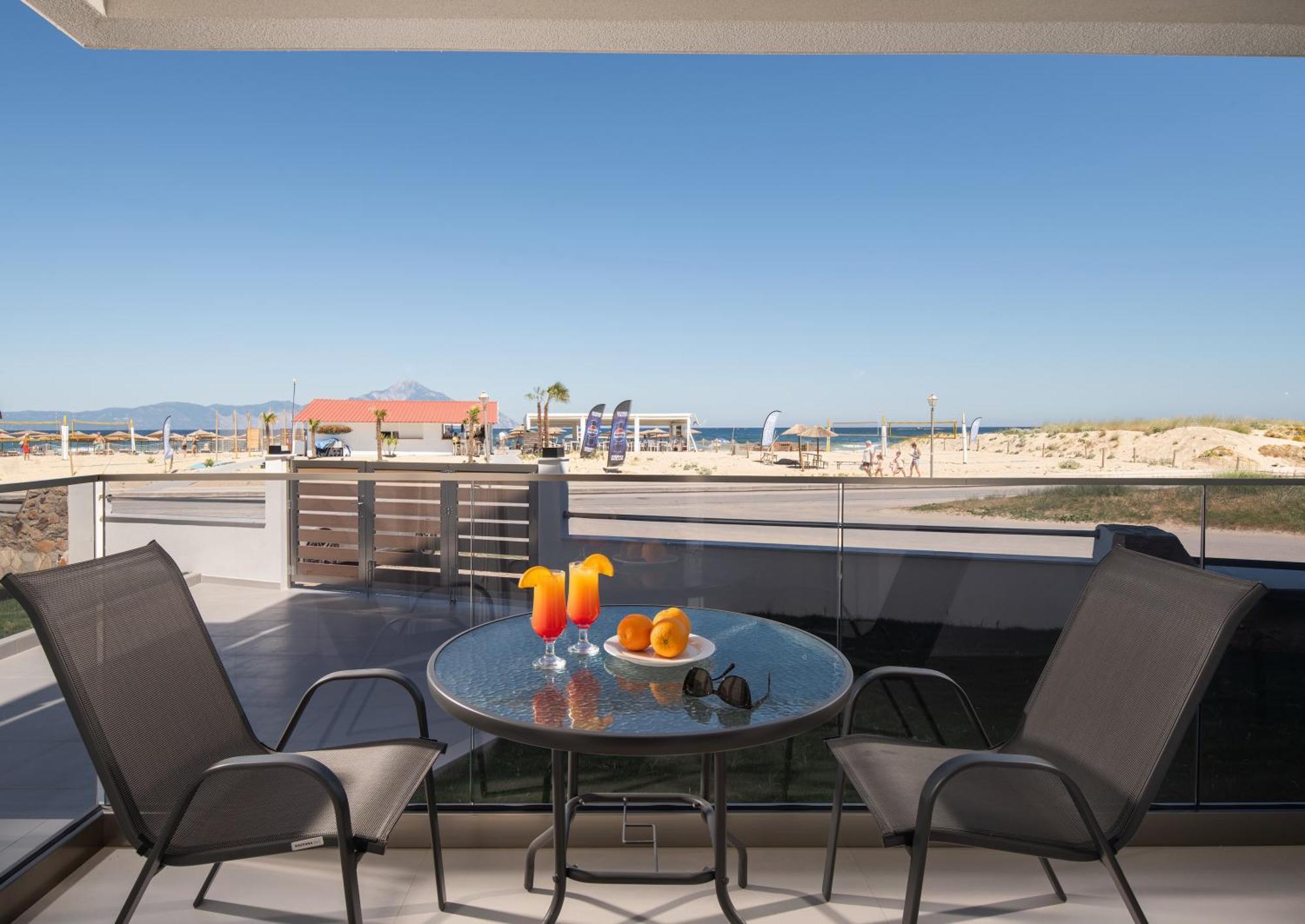 Deluxe Triple Room Sea View