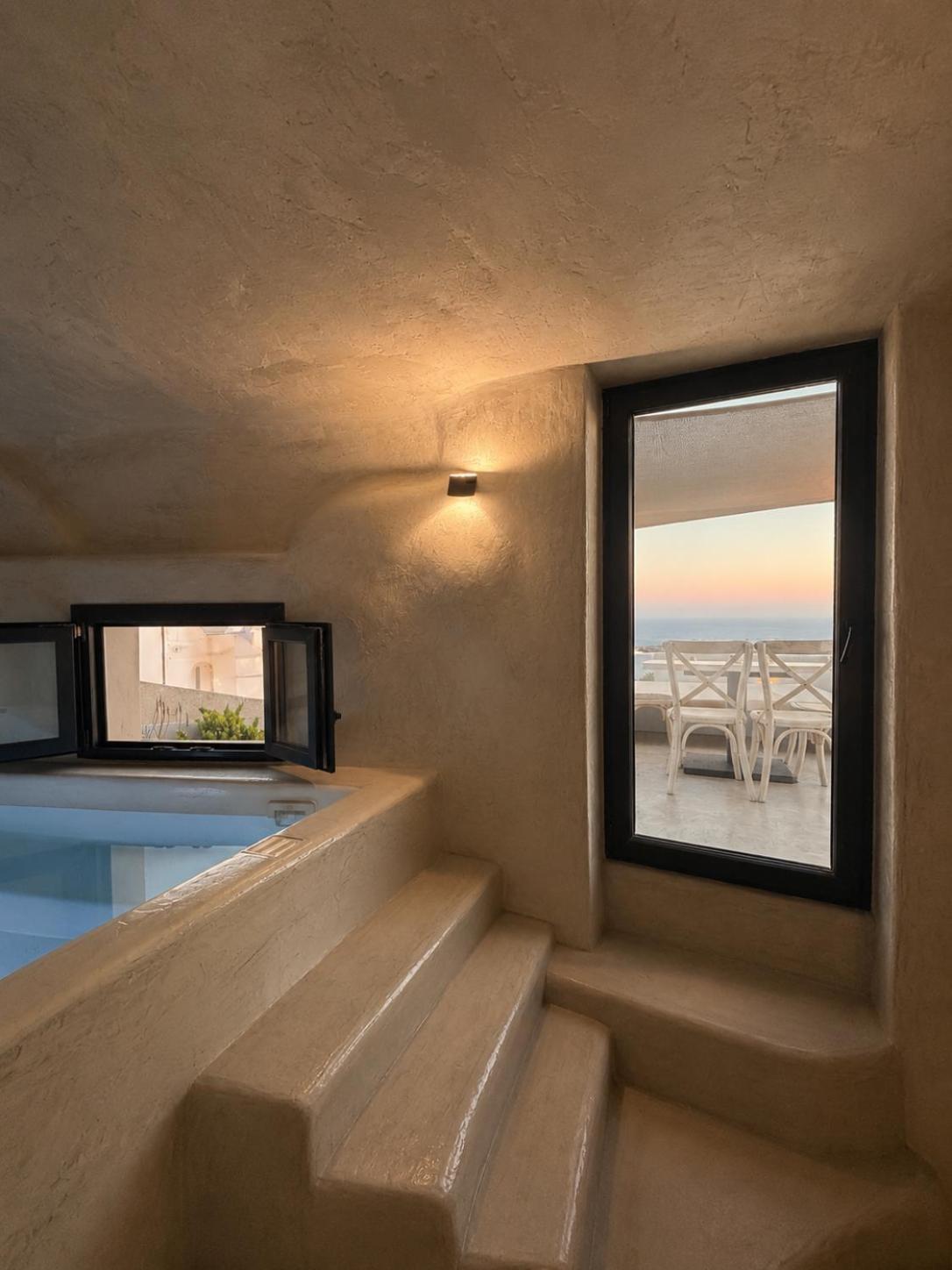 Split Level Two Bedroom Villa Hot Tub Sea View