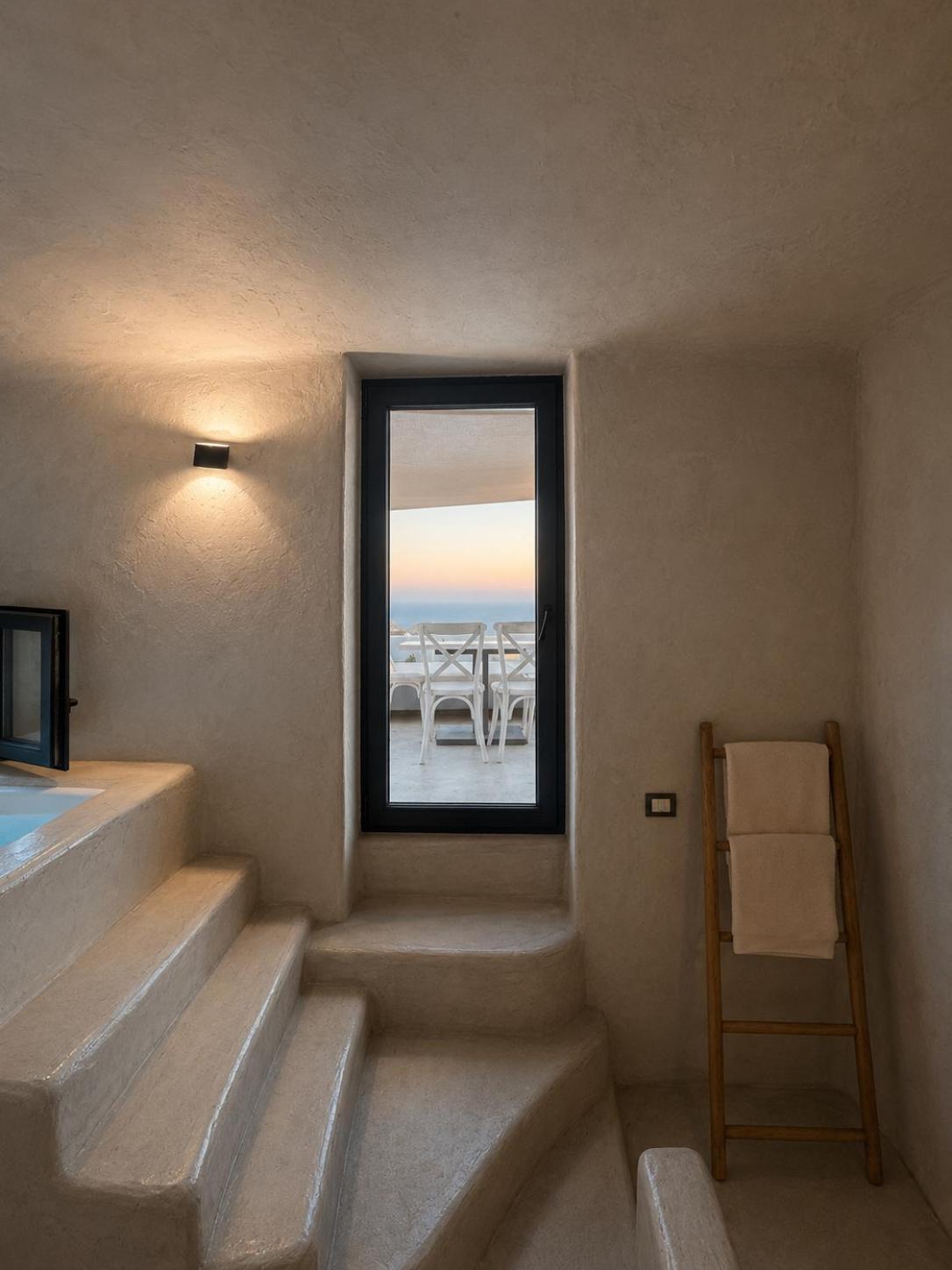 Split Level Two Bedroom Villa Hot Tub Sea View