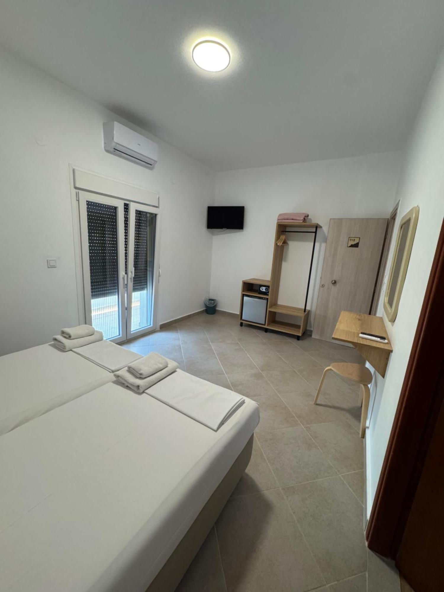 Economy Twin Room