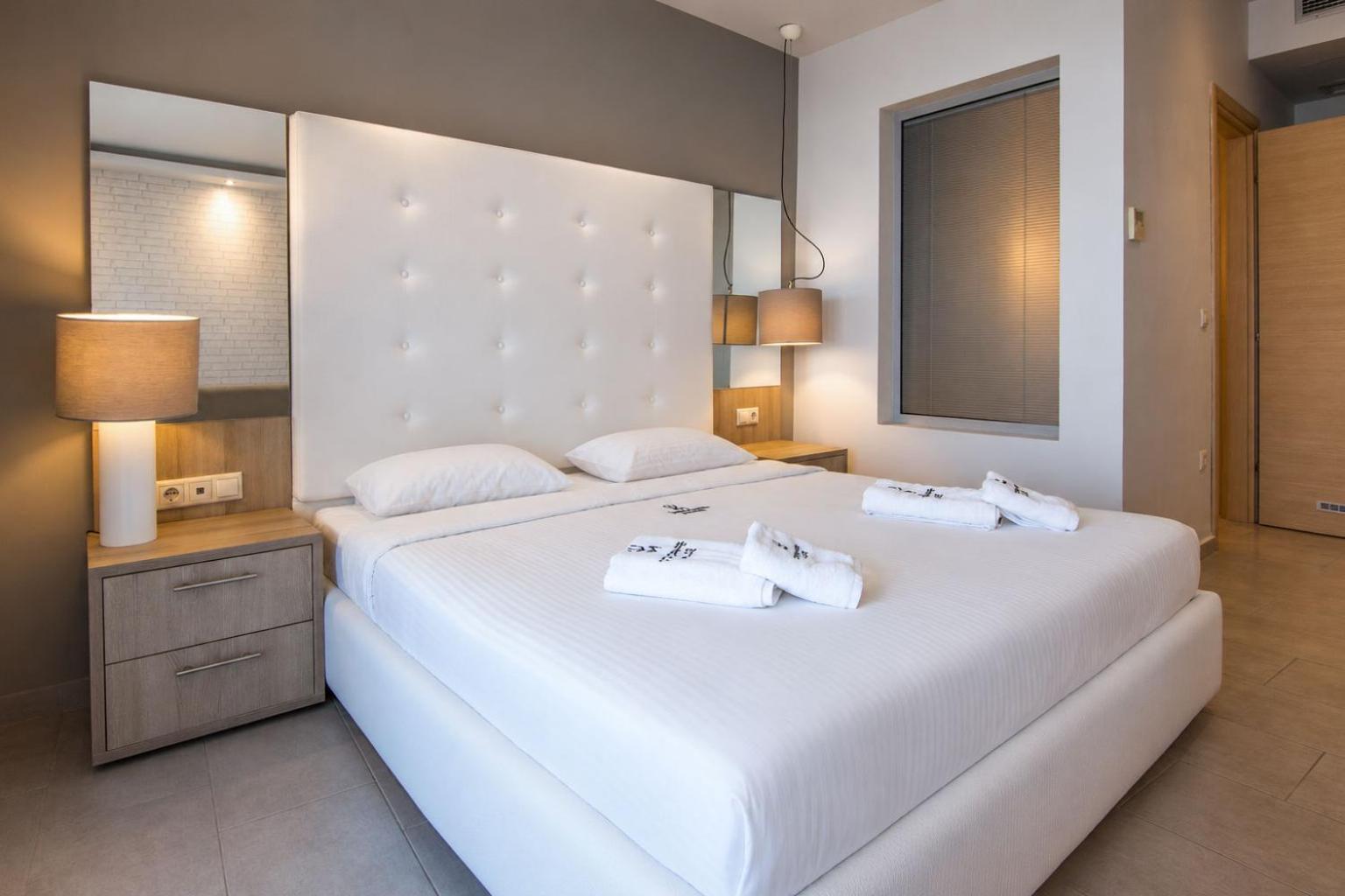 Deluxe Double Room Side Sea View