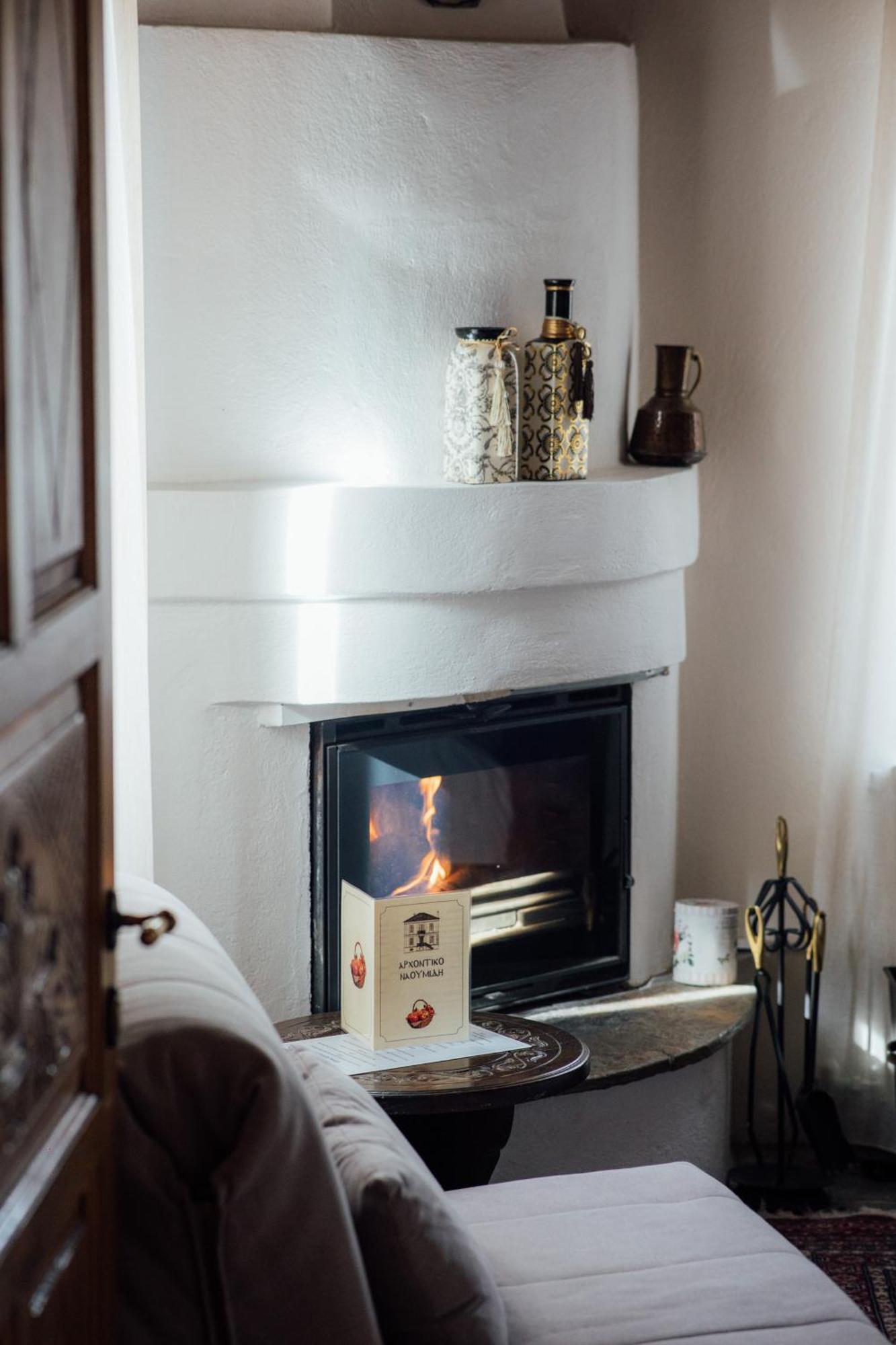 Deluxe Double or Twin Room Fireplace