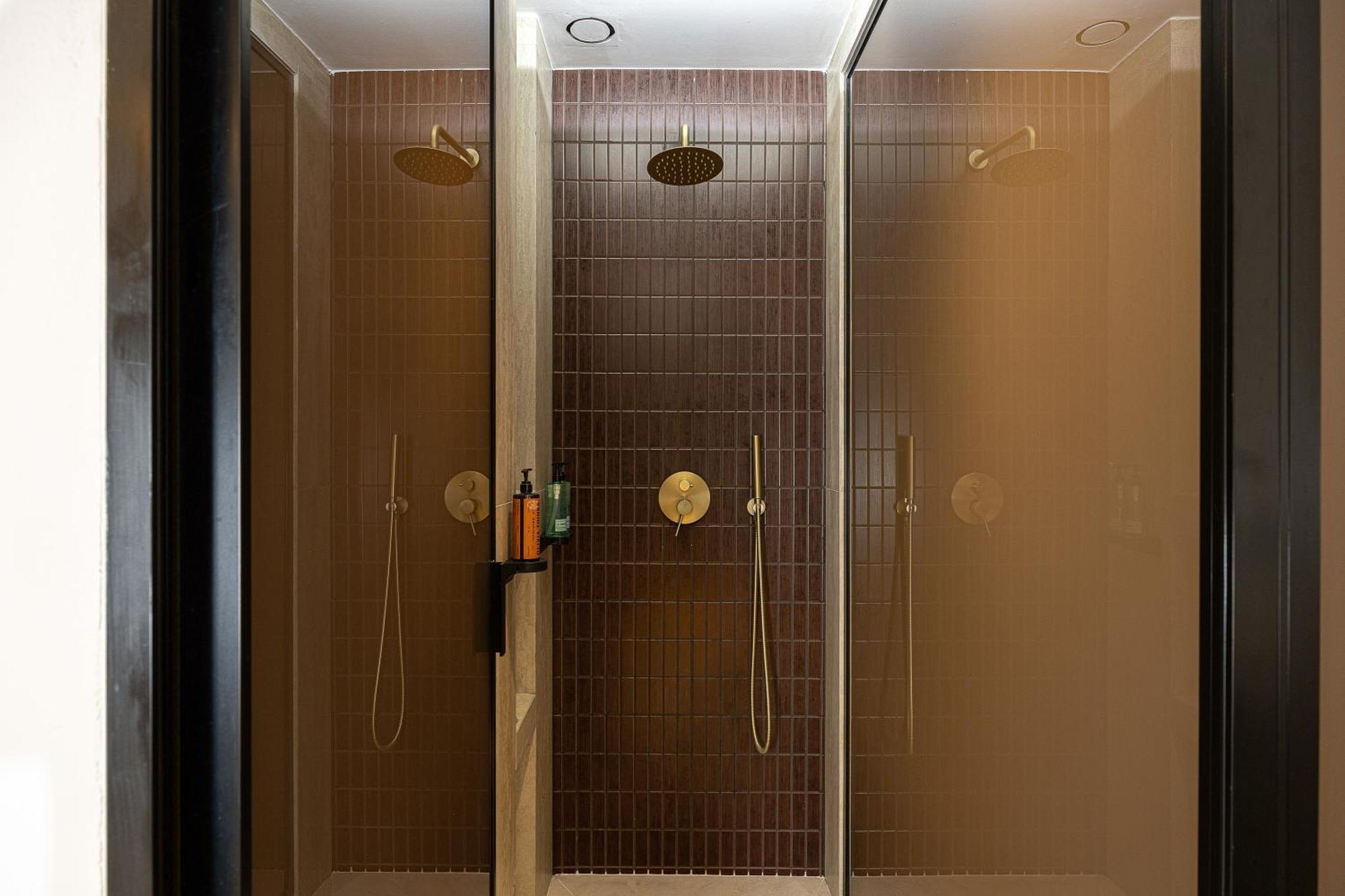 Superior Room Swim-up