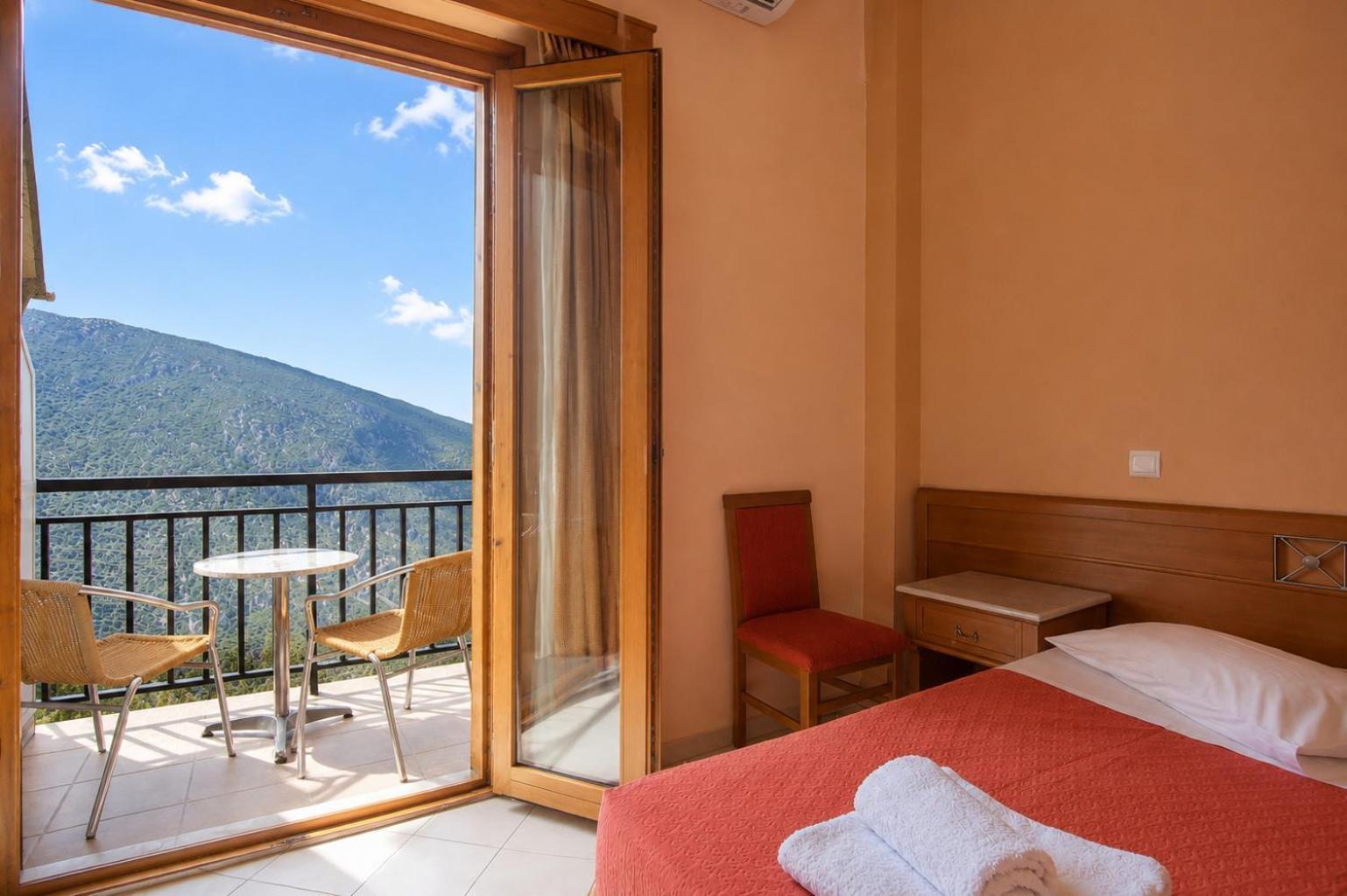 Double or Twin Room Gorge View