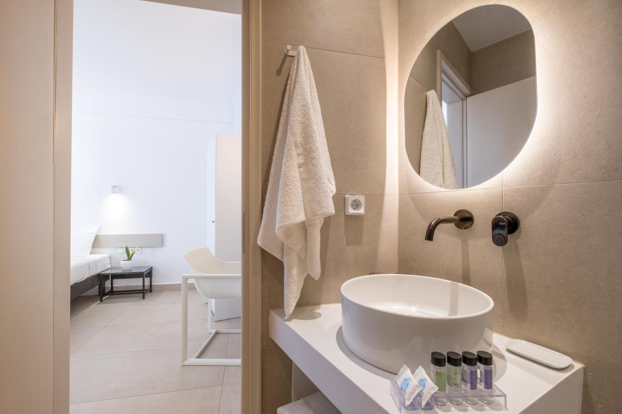 Double or Twin Room Courtyard View
