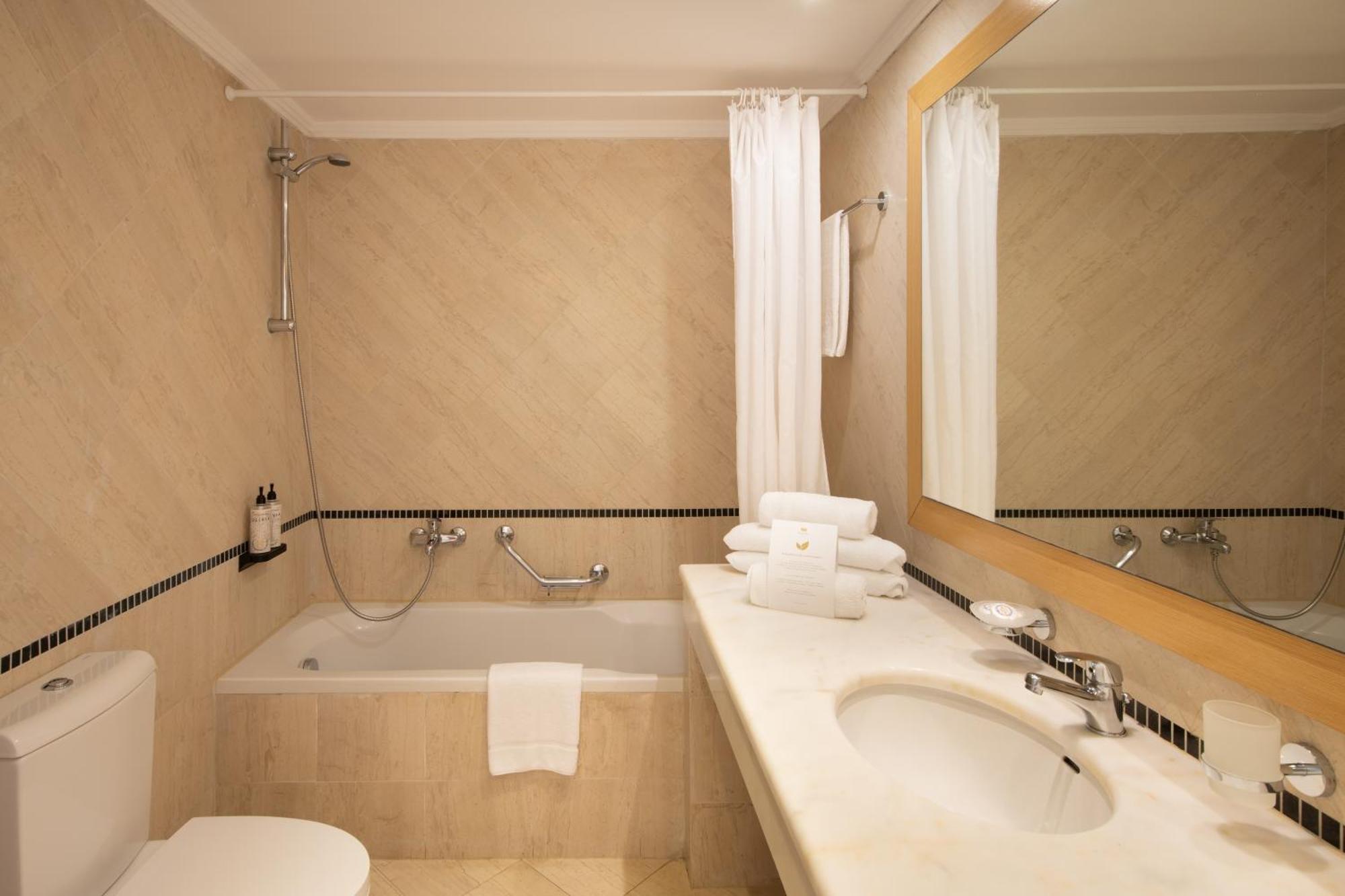 Twin Room Sea View