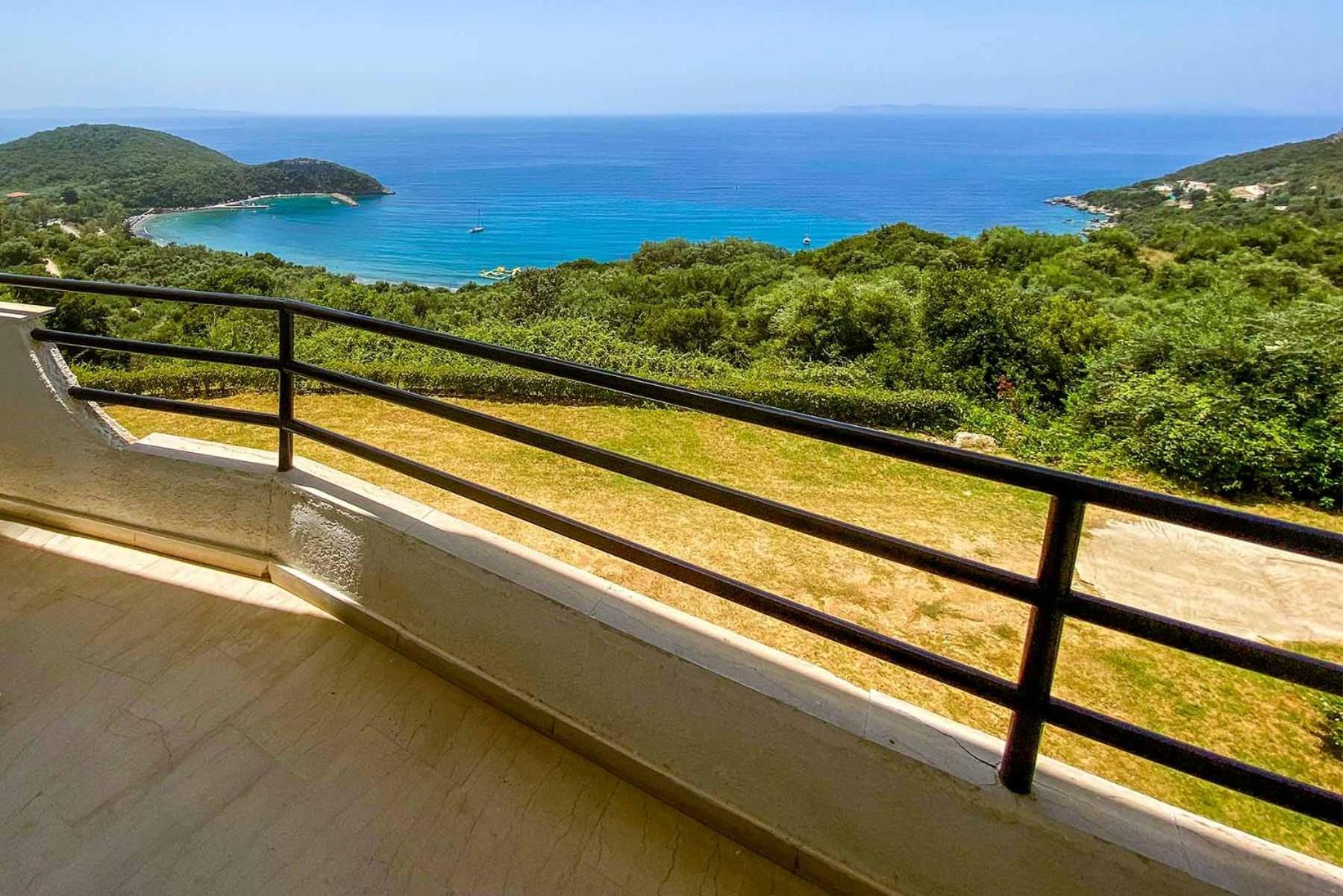 Triple Room Sea View