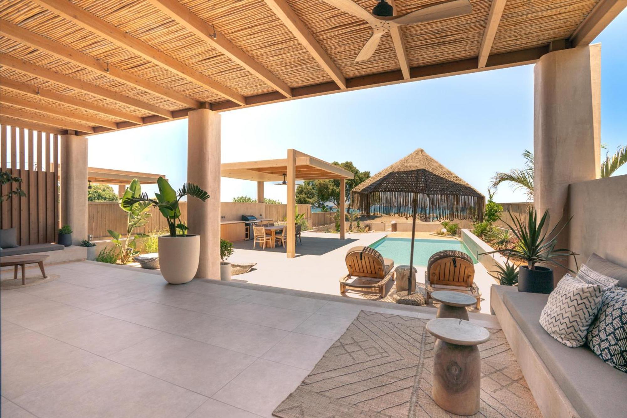 Cicada Villa Sea Front Private Pool Indoor Jacuzzi Gym