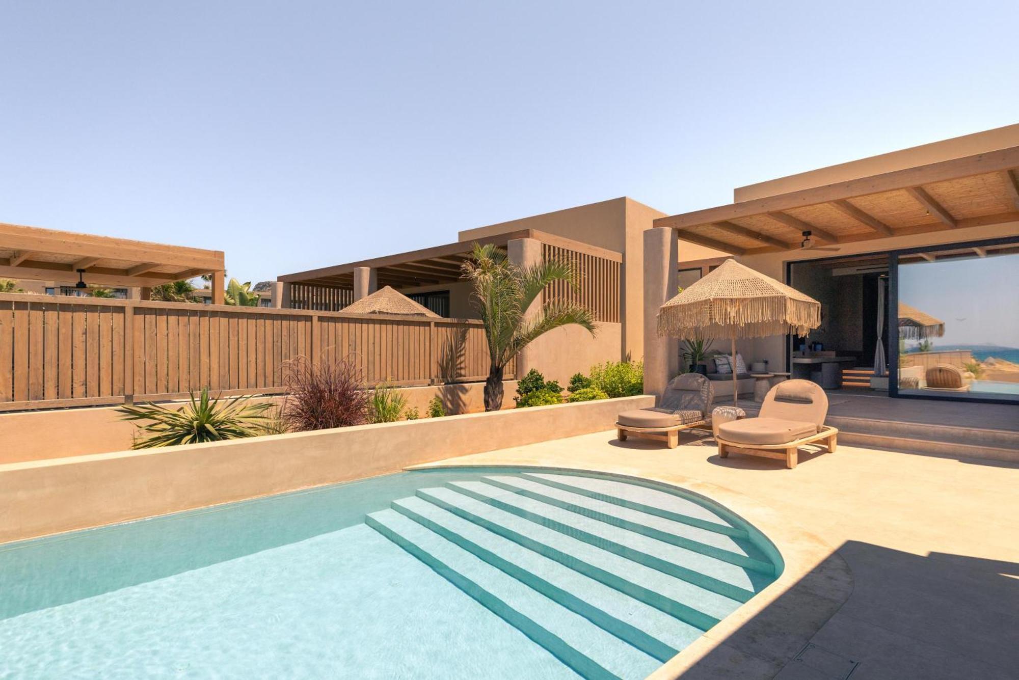 Cicada Villa 2 Levels Gym Private Pool & Indoor Jacuzzi Side Sea View