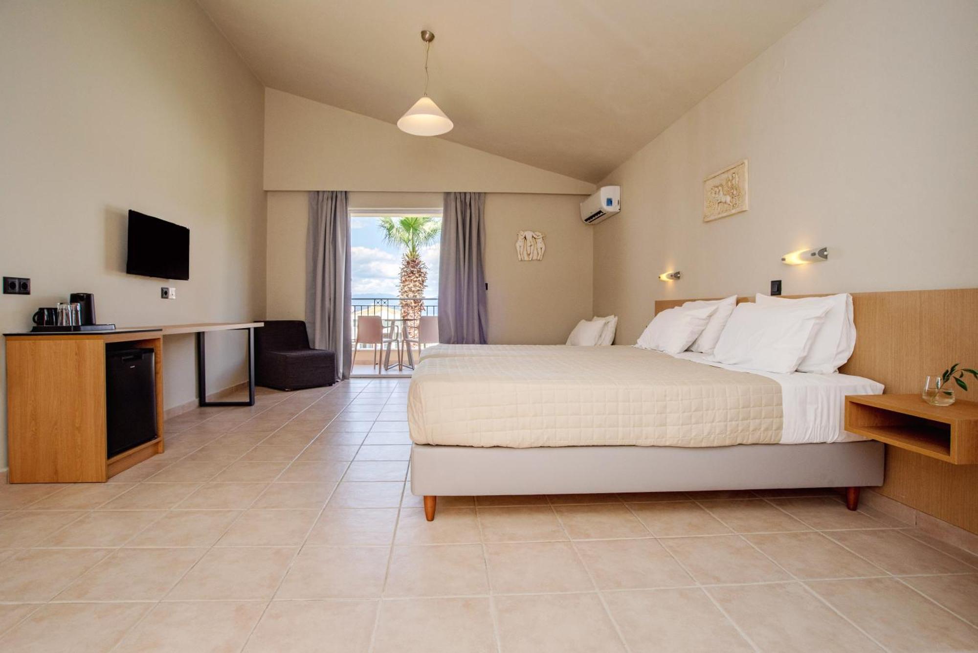 Superior Triple Room Sea View