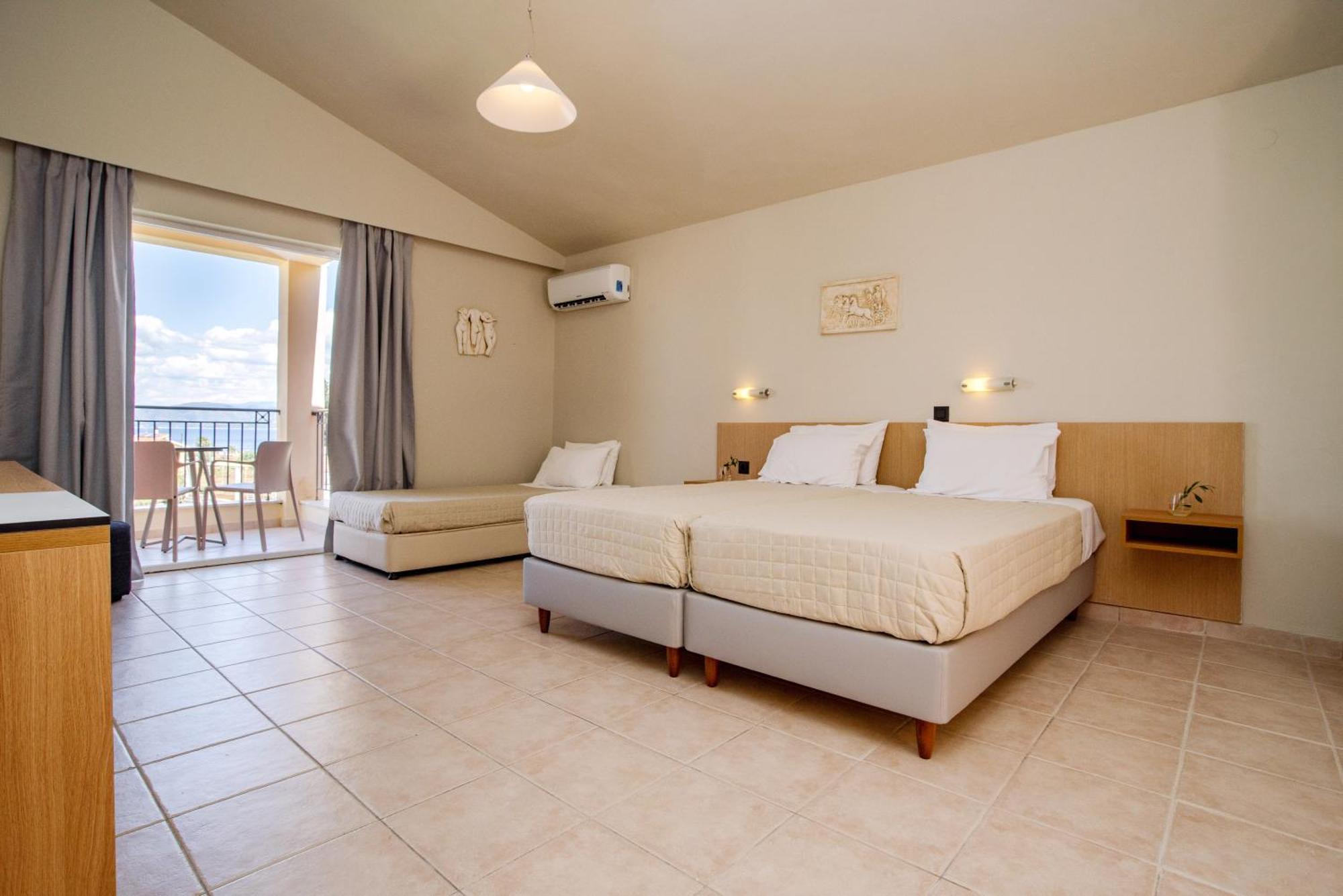 Superior Triple Room Sea View