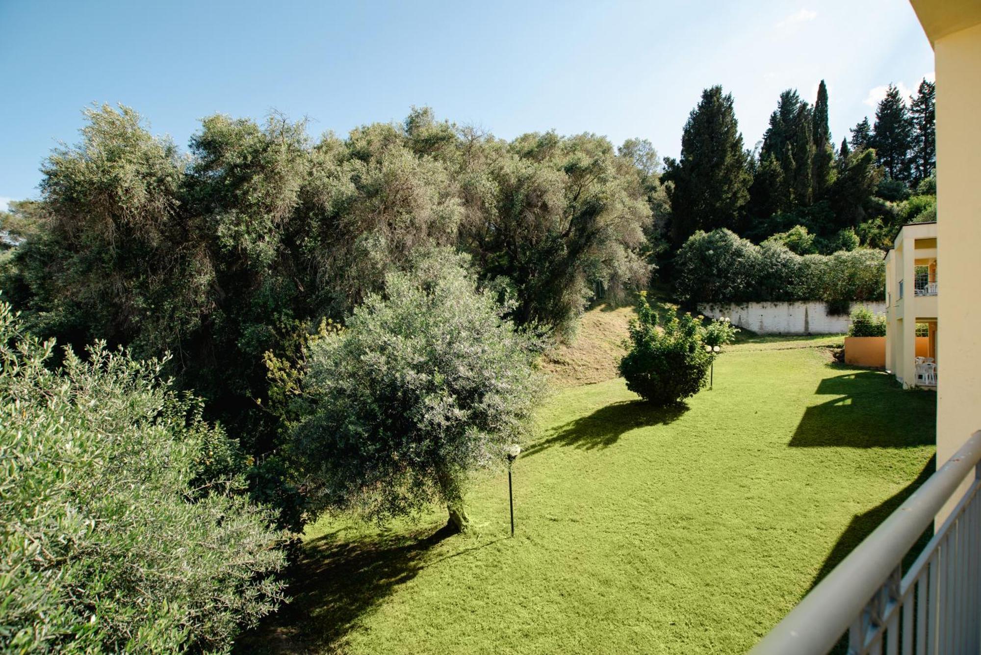 Triple Room Garden View