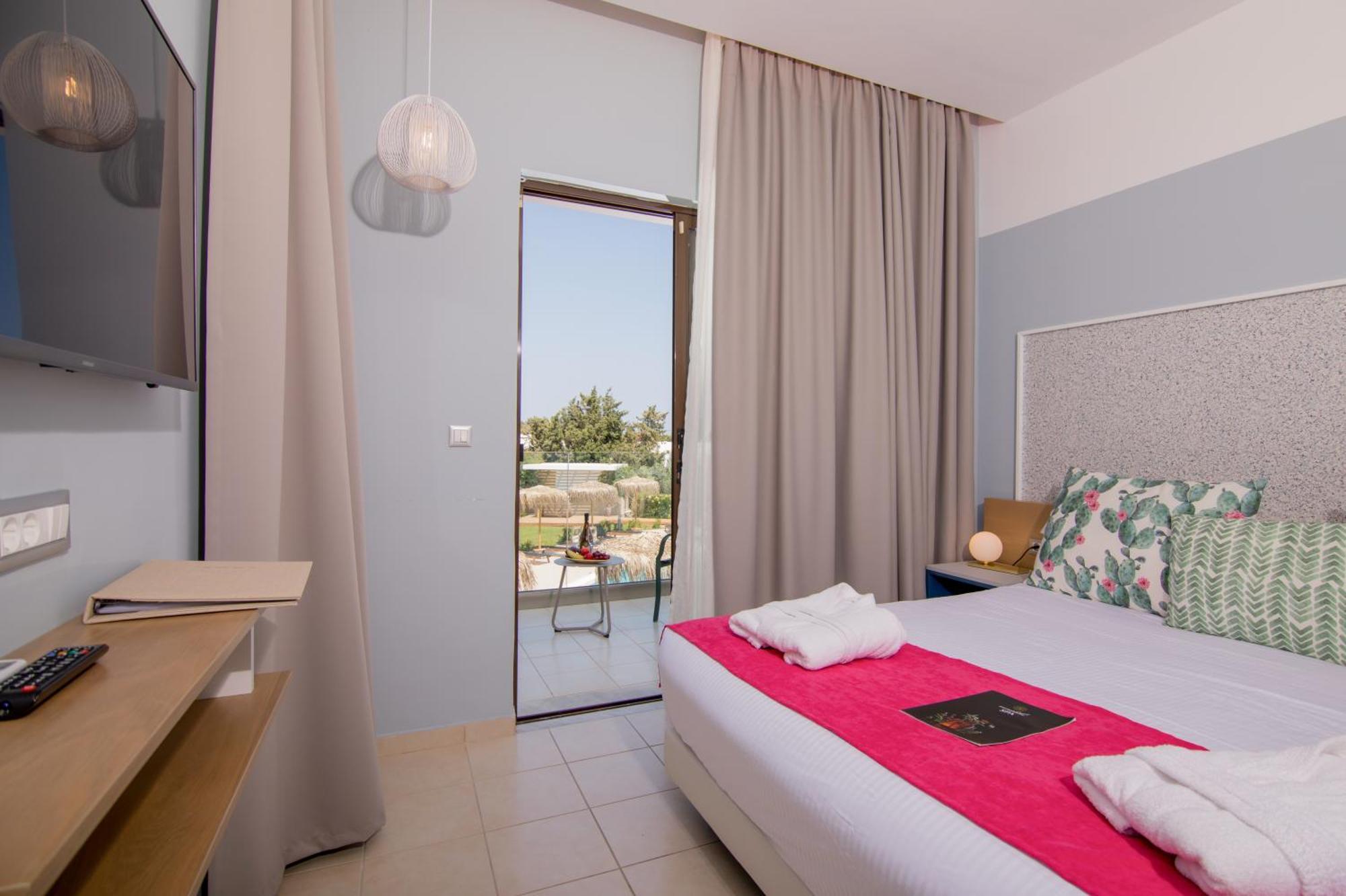 Deluxe Double or Twin Room Garden View