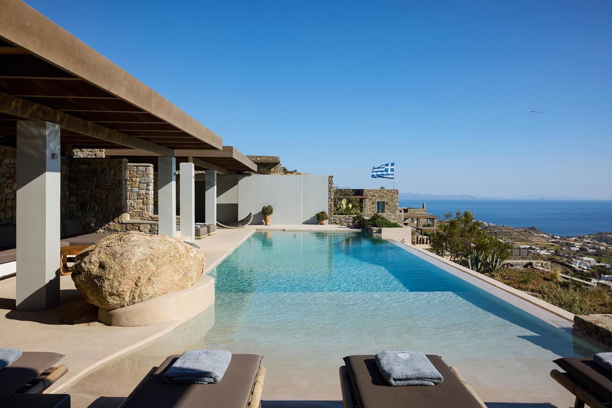 Villa Alabaster