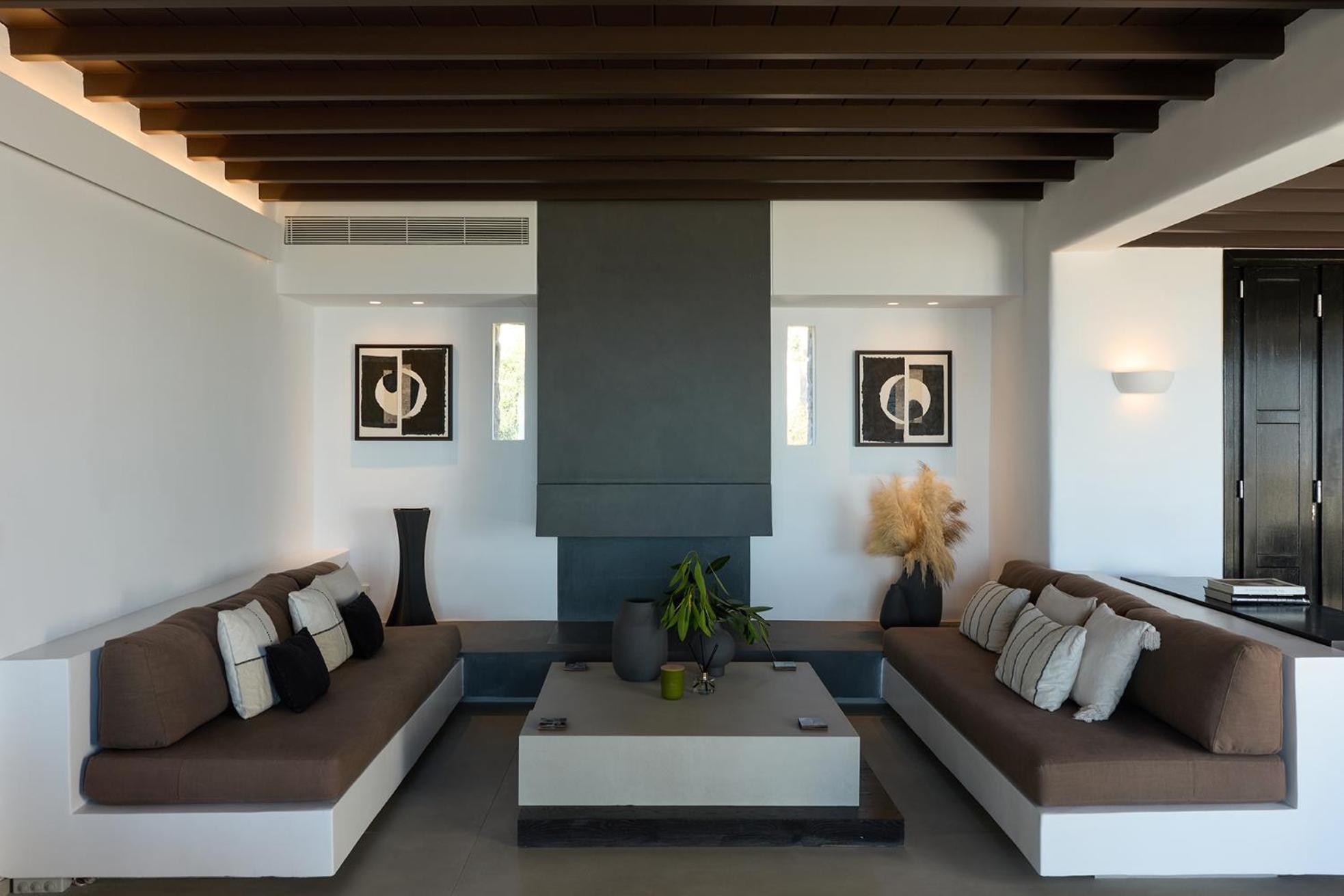 Villa Alabaster