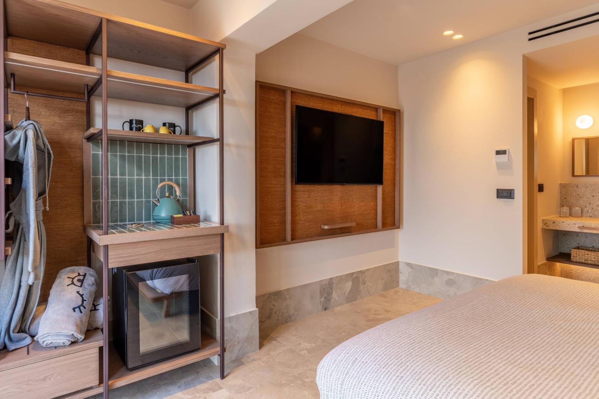 INNSIDE Room