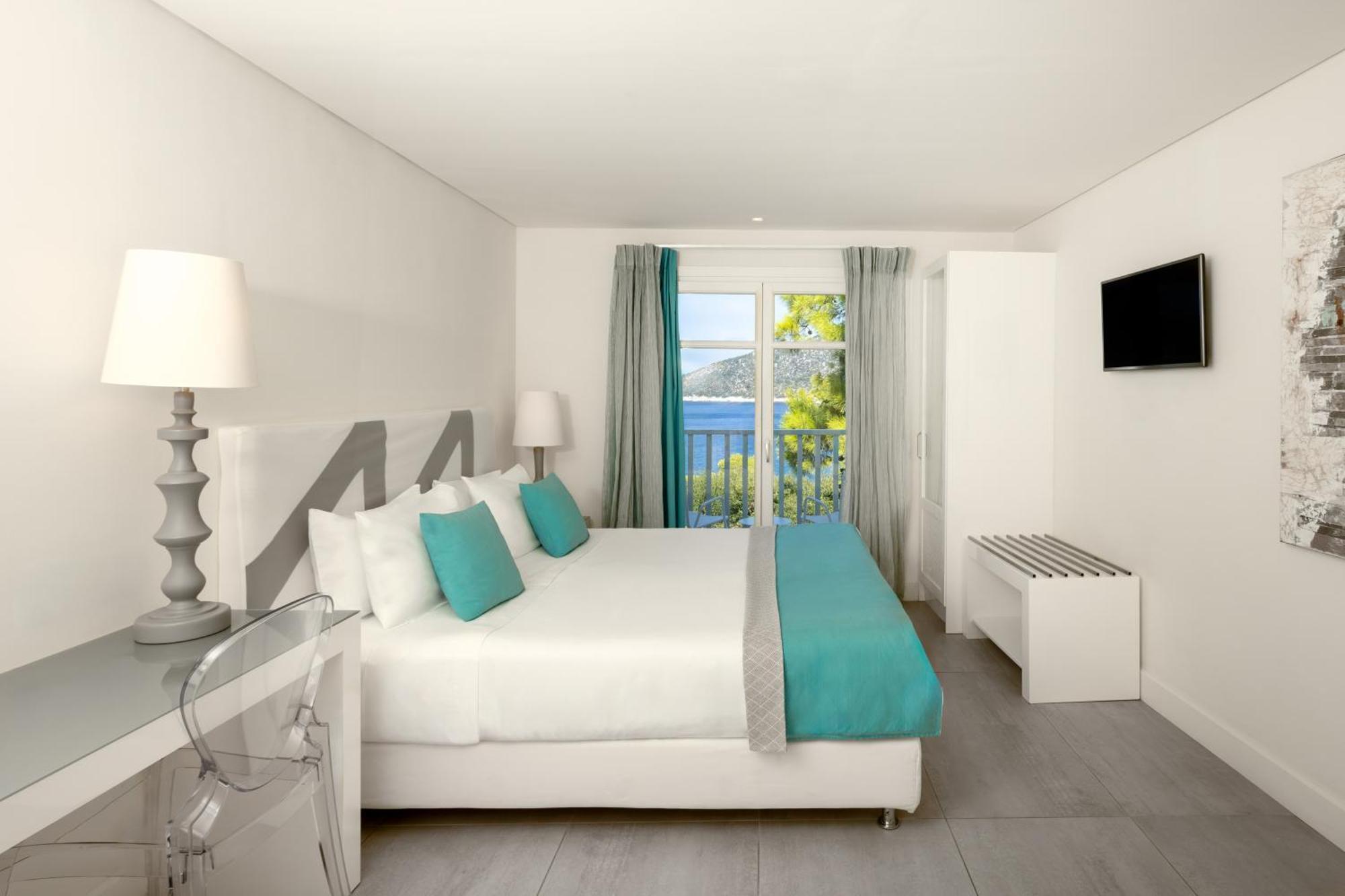 Superior Double or Twin Room Sea View