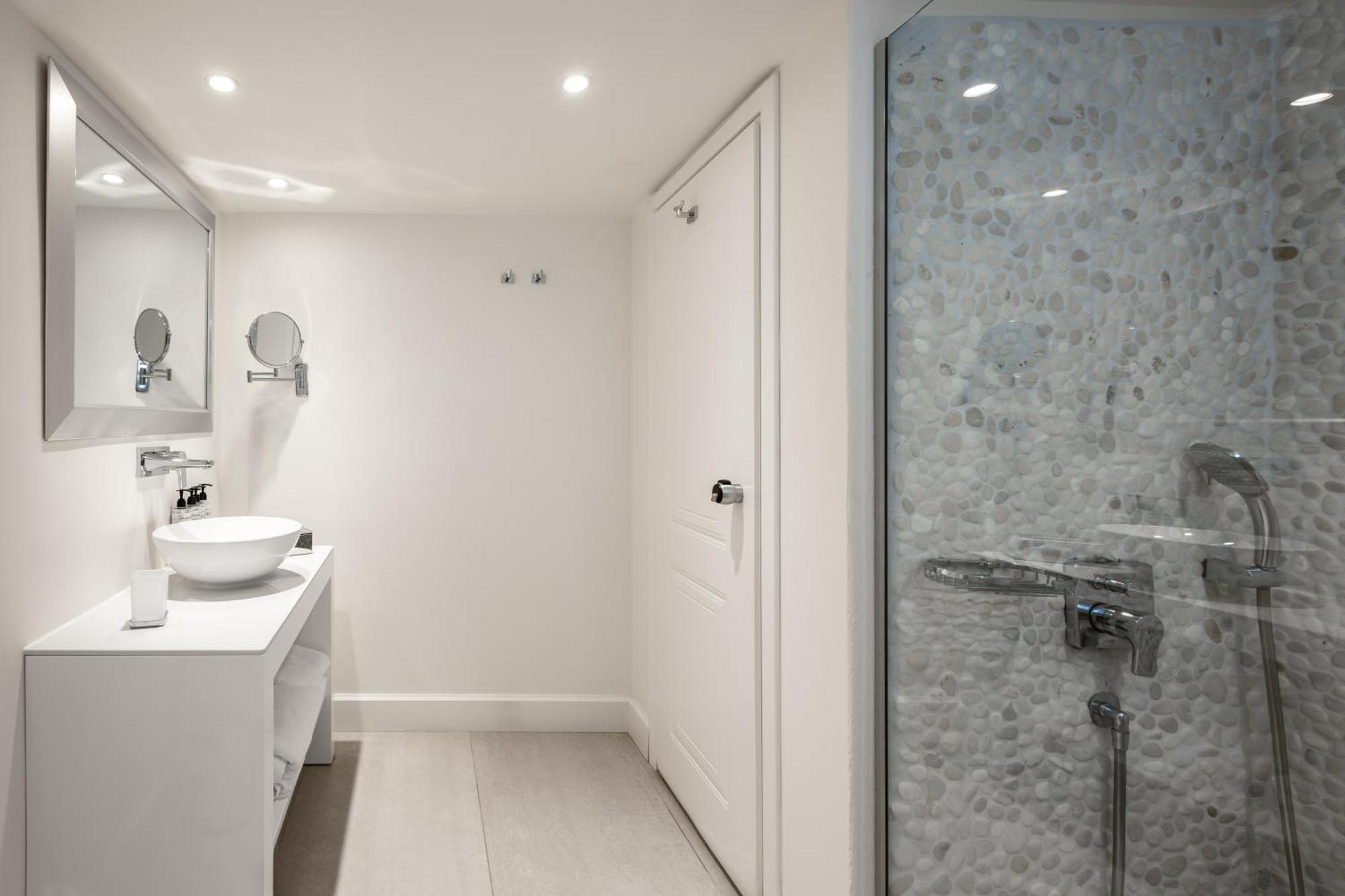 Superior Double or Twin Room Sea View