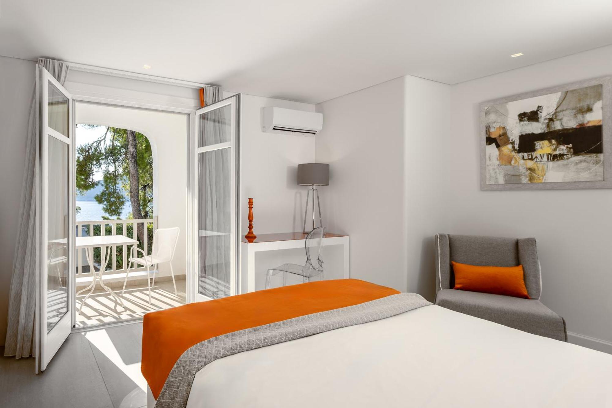 Superior Double or Twin Room Sea View