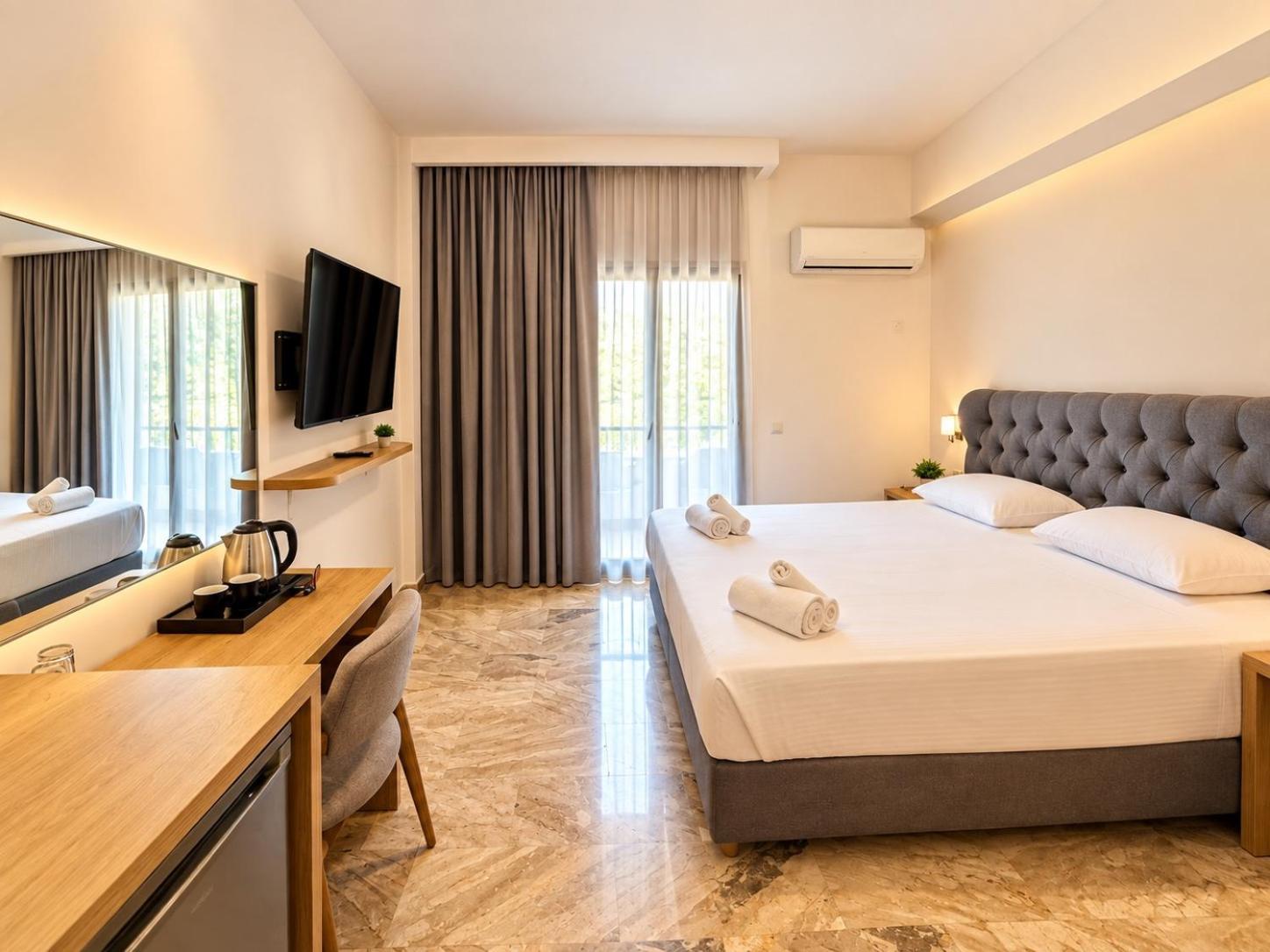 Standard King Room