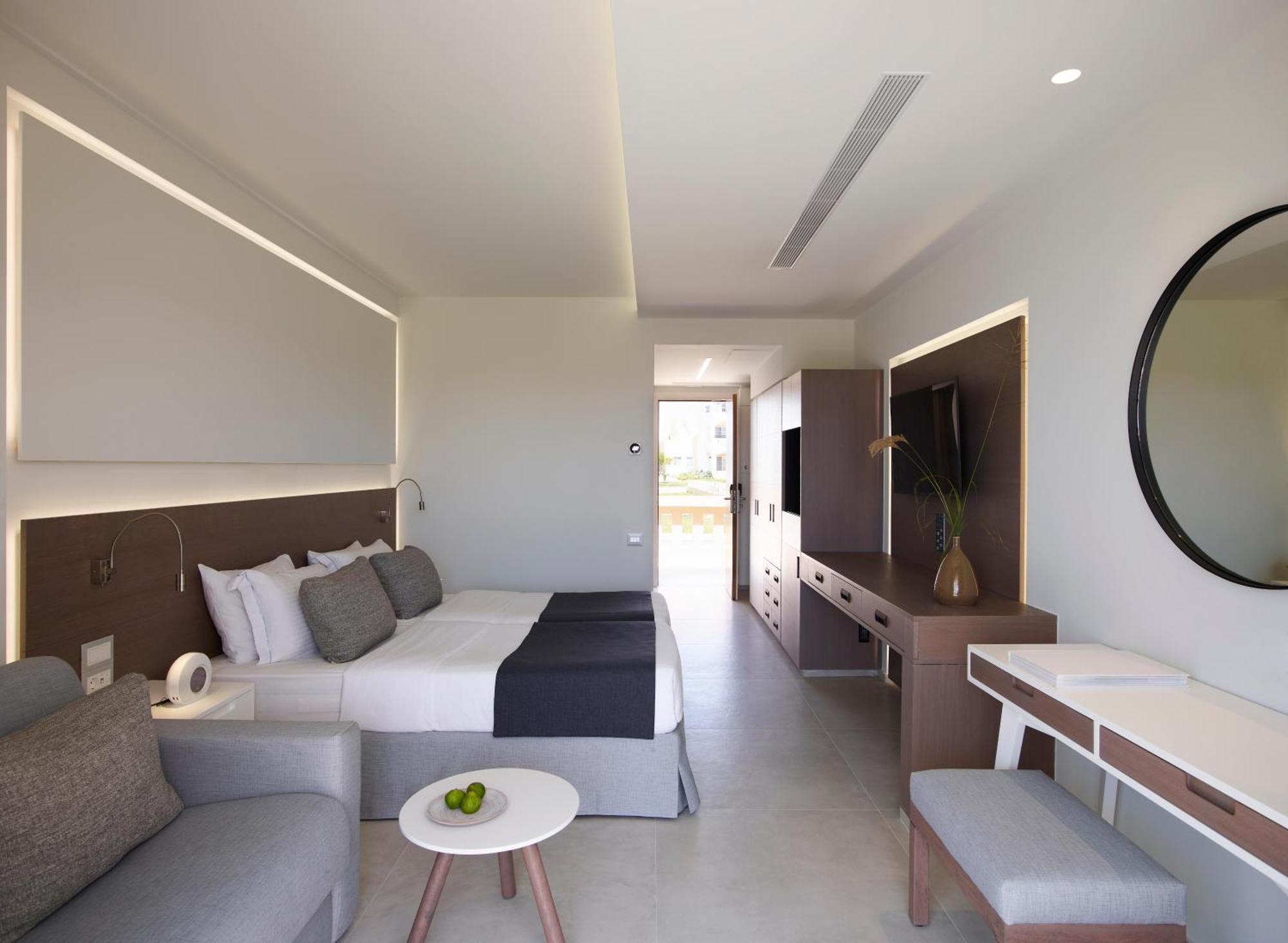 Luxury Twin Room