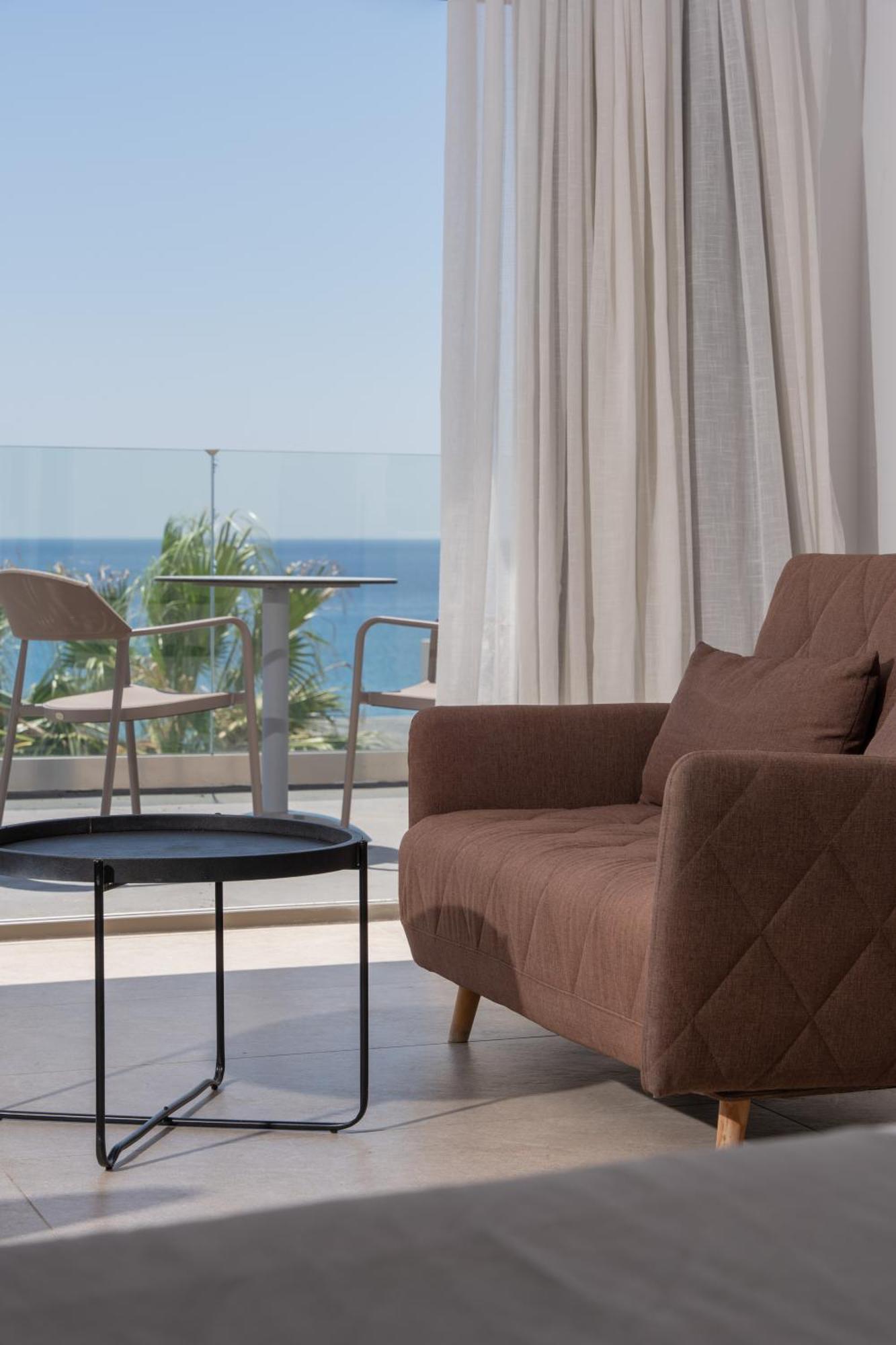 Double Panoramic Sea view