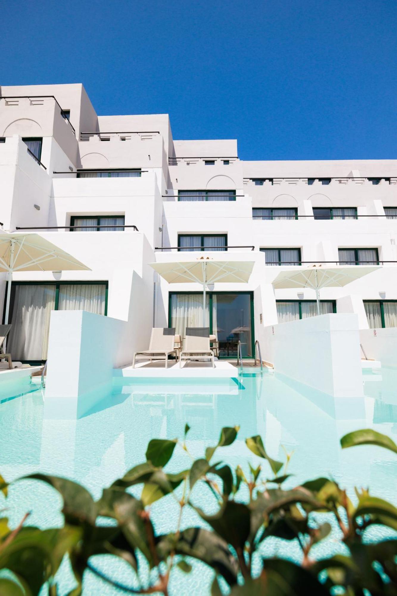 Double or Twin Room Swimming Pool Access